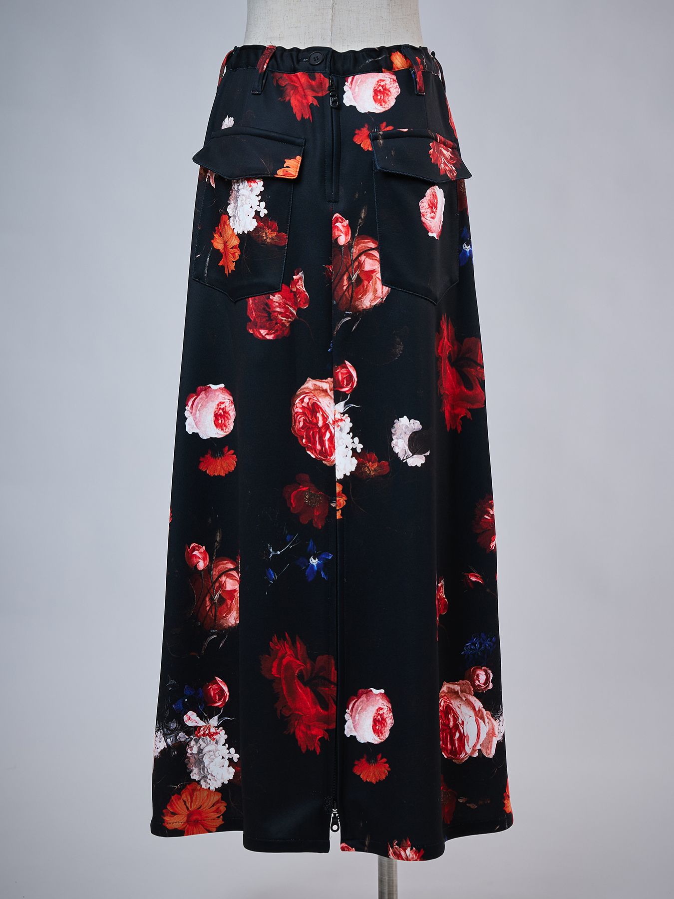 【予約品 4月26日(日) 締切】Back Zip Skirt / バックジップスカート / ブラックフローラ