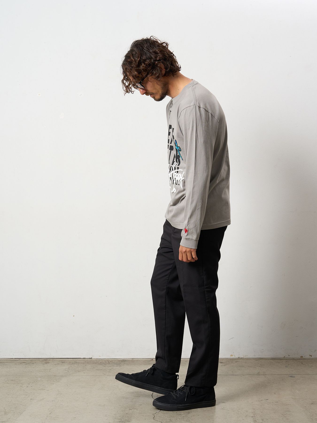 【予約品 5月8日(木) AM10時 締切】 5.6ozコットン天竺 PEACE AFTER DEATH&クロスパッチワーク LS Tシャツ / チャコールグレー