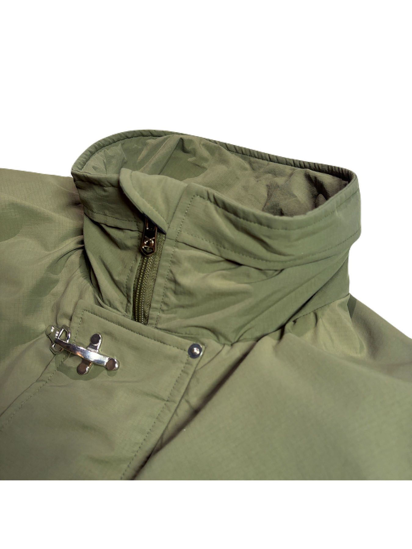 【予約品 3月9日(月) 18:00 締切】WILD THINGS コラボ - ×WILD THINGS BASIC / ショートモンスターパーカー / カーキ