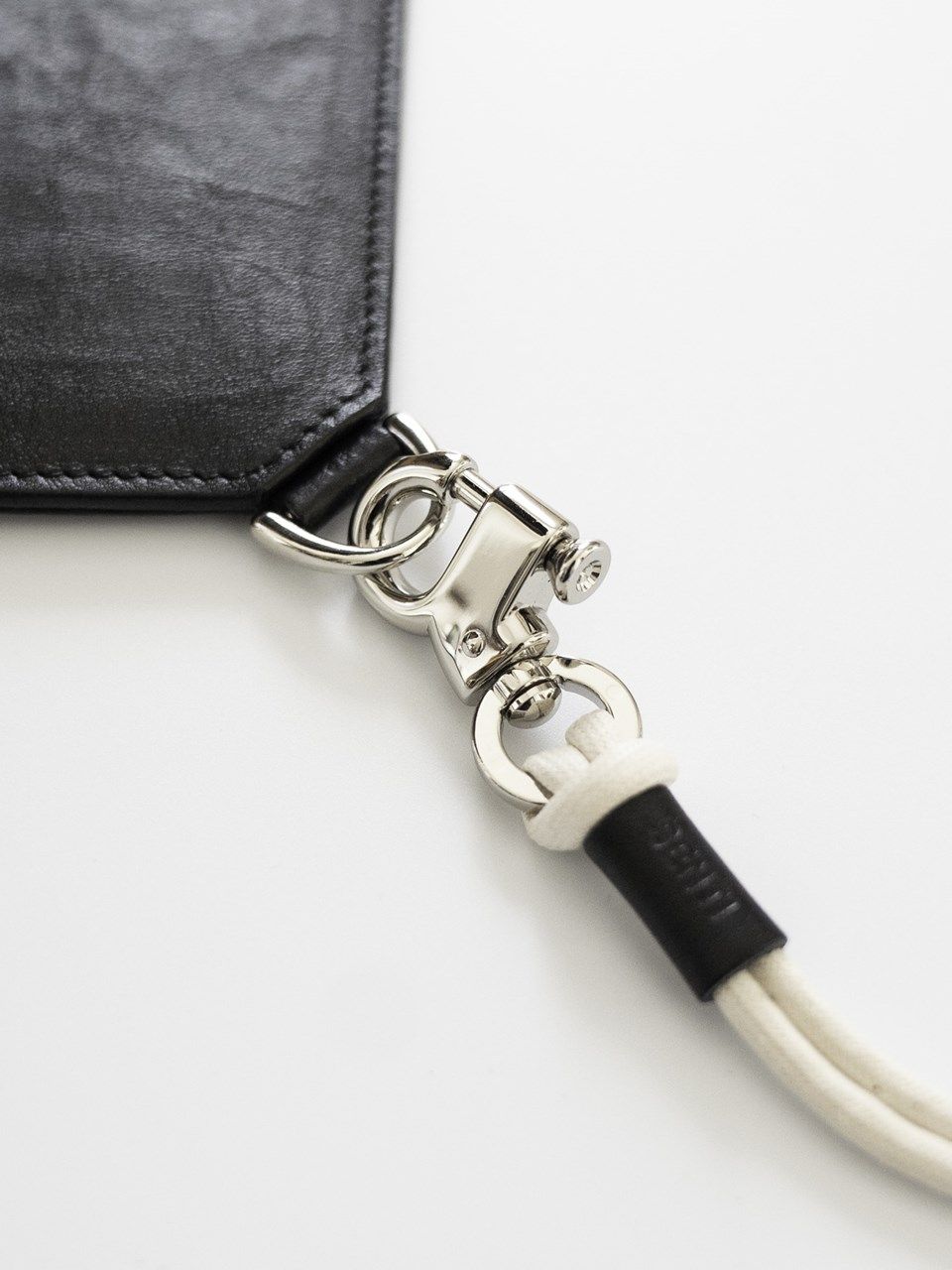 《予約品》 Dyneema® Leather RING L ZIP ウォレット  / ブラック