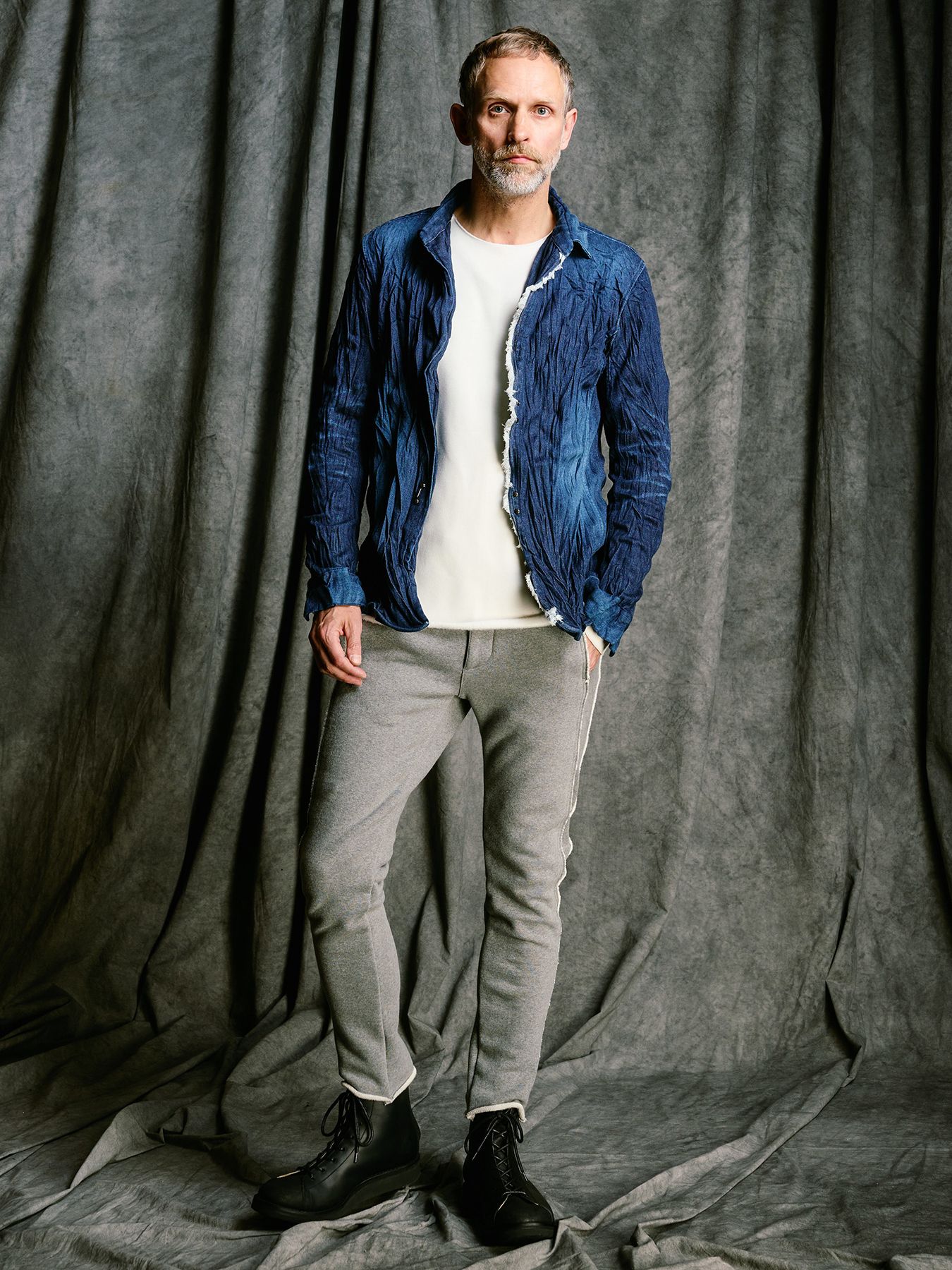 【予約品 4月19日(日) 18時締切】2-hook denim shirt / 2フック デニムシャツ / インディゴユーズド