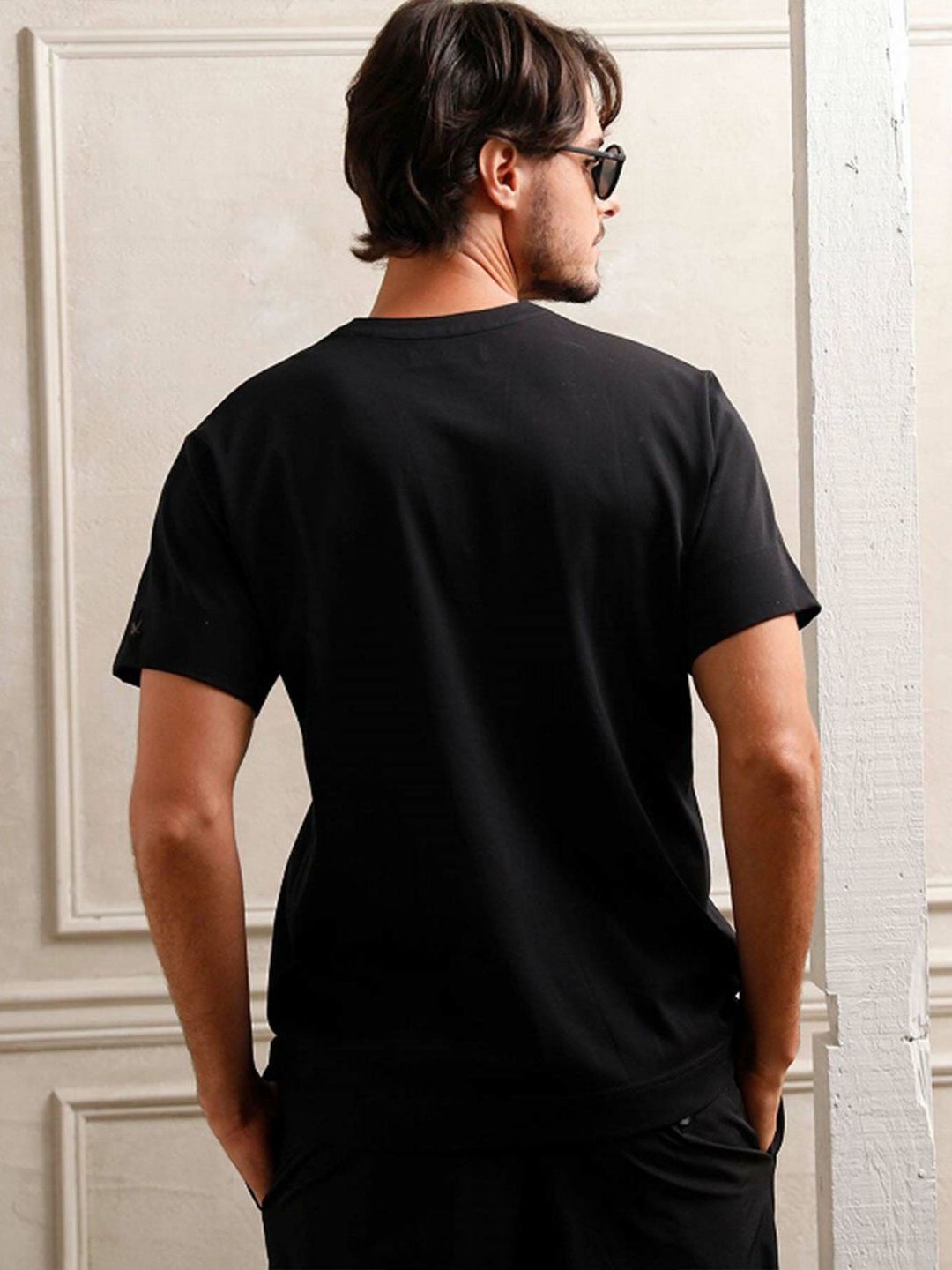 ヘンリーネック半袖Tシャツ / ブラック