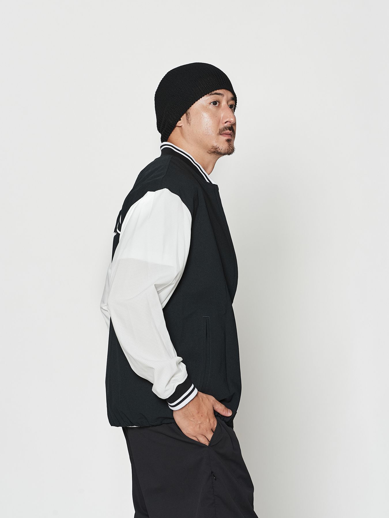 【予約品 10月9日(木) 締切】muta Dot Air(R) Ventilation Jacket / リブブルゾン / ブラック×ホワイト【Acanthus × muta MARINE】