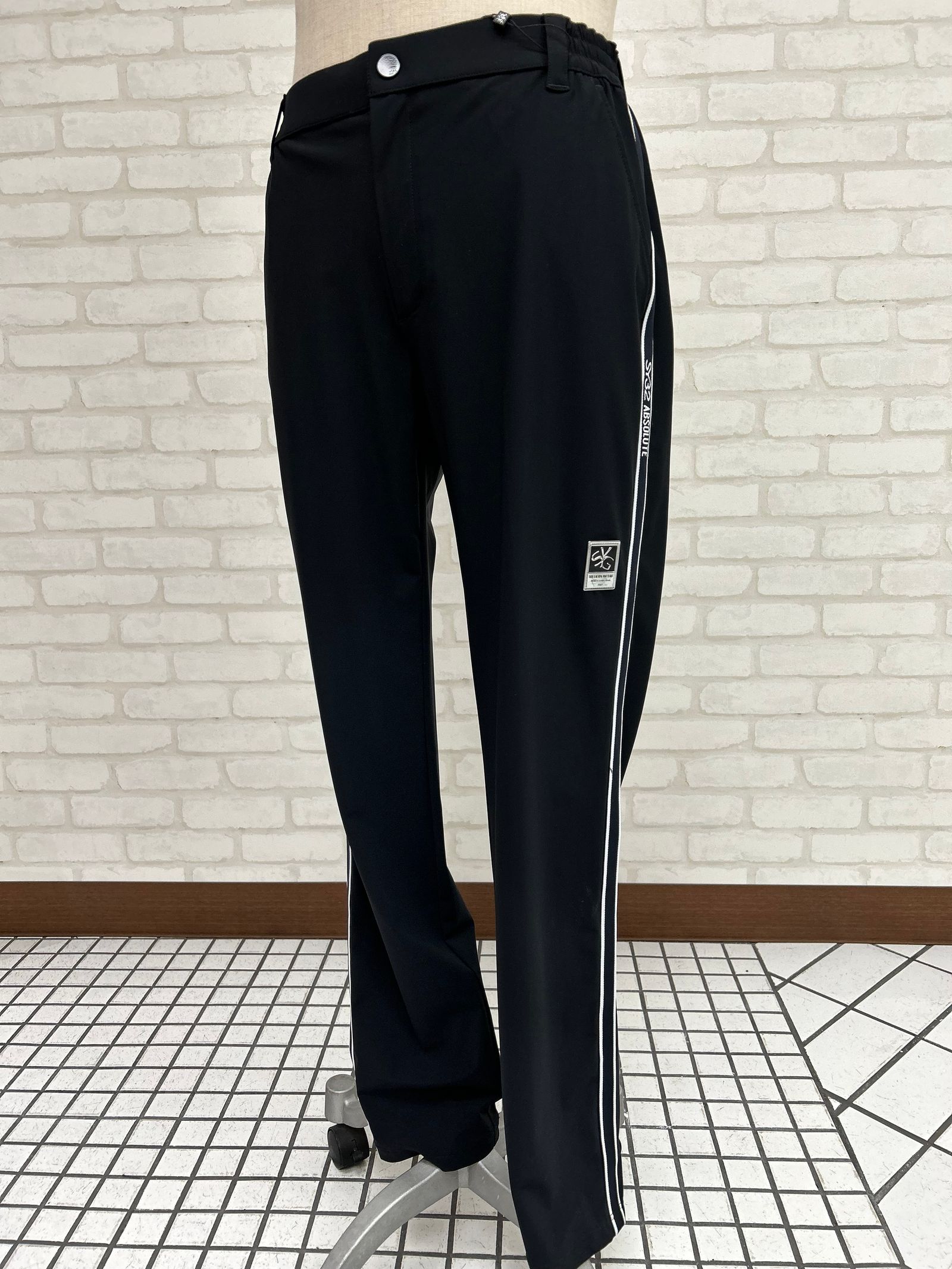 イタリア生地ハイストレットSTRETCH JQ TAPE PANTS / ブラック 【SY32 by SWEET YEARS GOLF】
