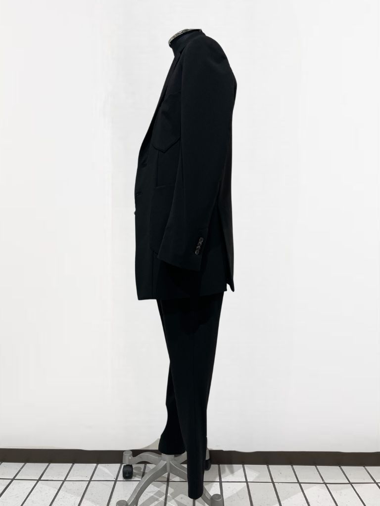 日本限定 tapered slacks  / ブラック