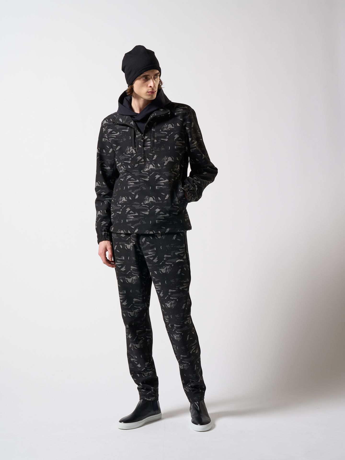 【予約品】 comfy multipurpose pants / トレーニングパンツ / ブラック・カモ