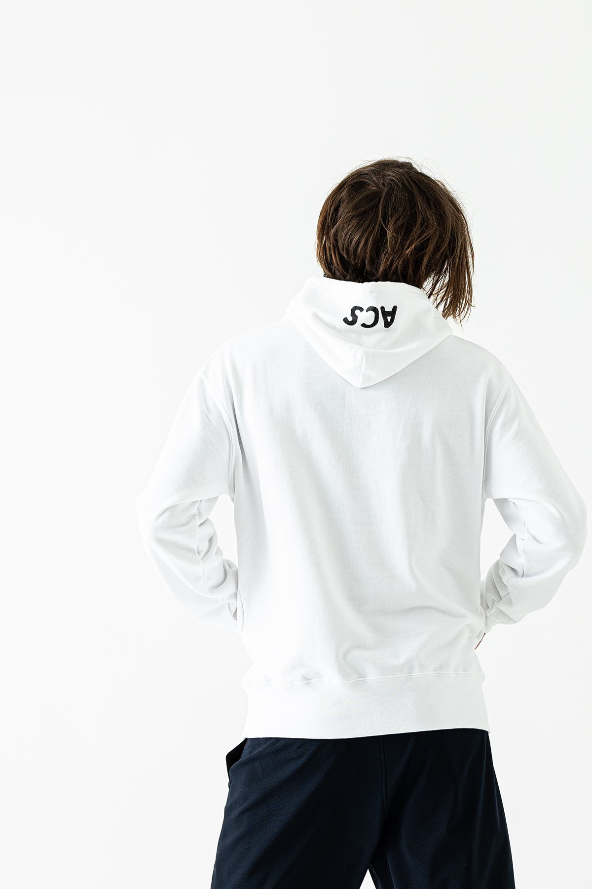 (予約品) muta ohtadesigh×SToL   Hooded Sweatshirt /  ホワイト  【Acanthus×muta】 2023年2月下旬~3月頃入荷予定