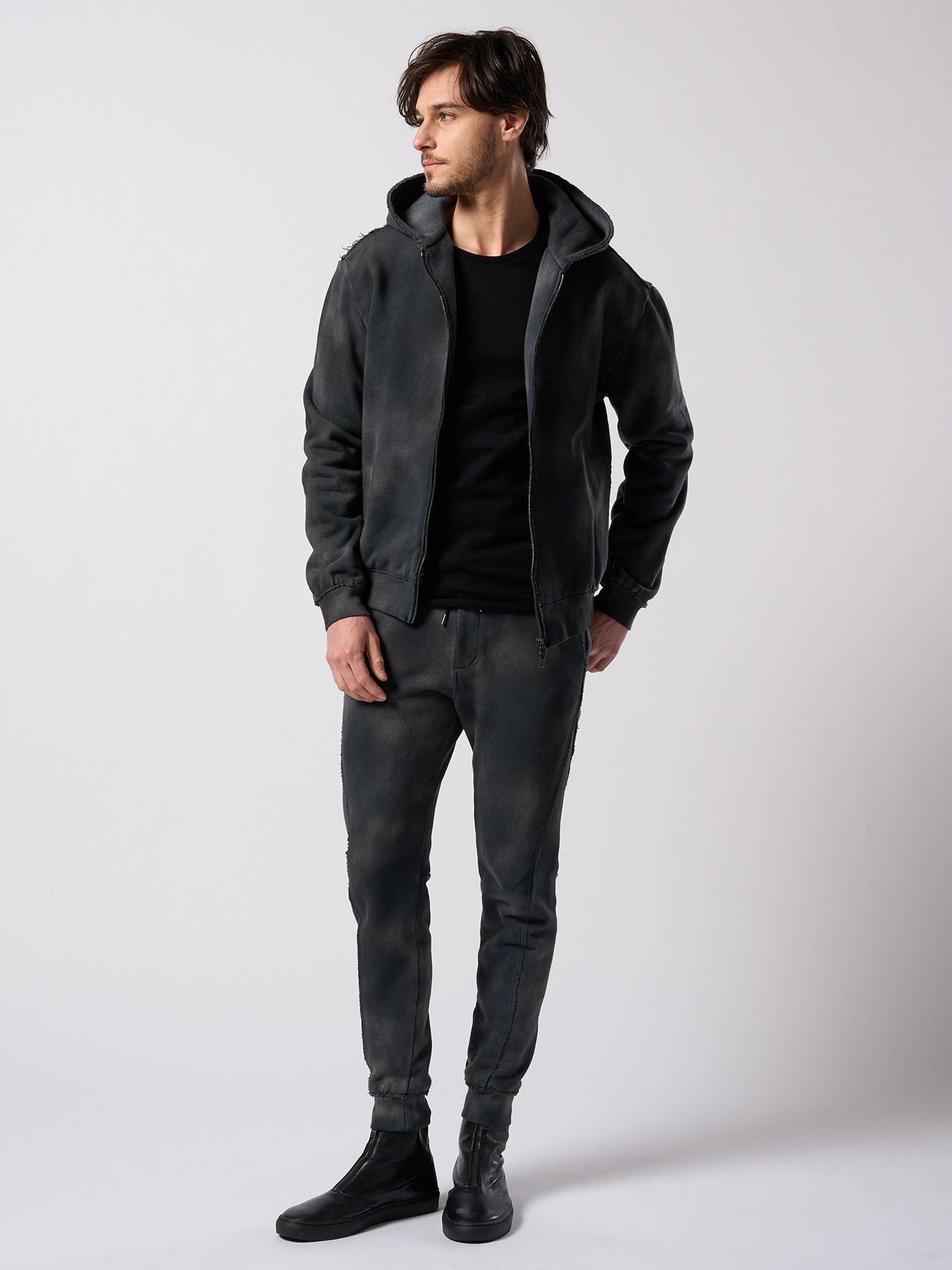 【予約品 4月19日(日) 18時締切】slim cut-off crew-neck L/S / スリムカットオフ クルーネック ロングスリーブ / ディープブラック