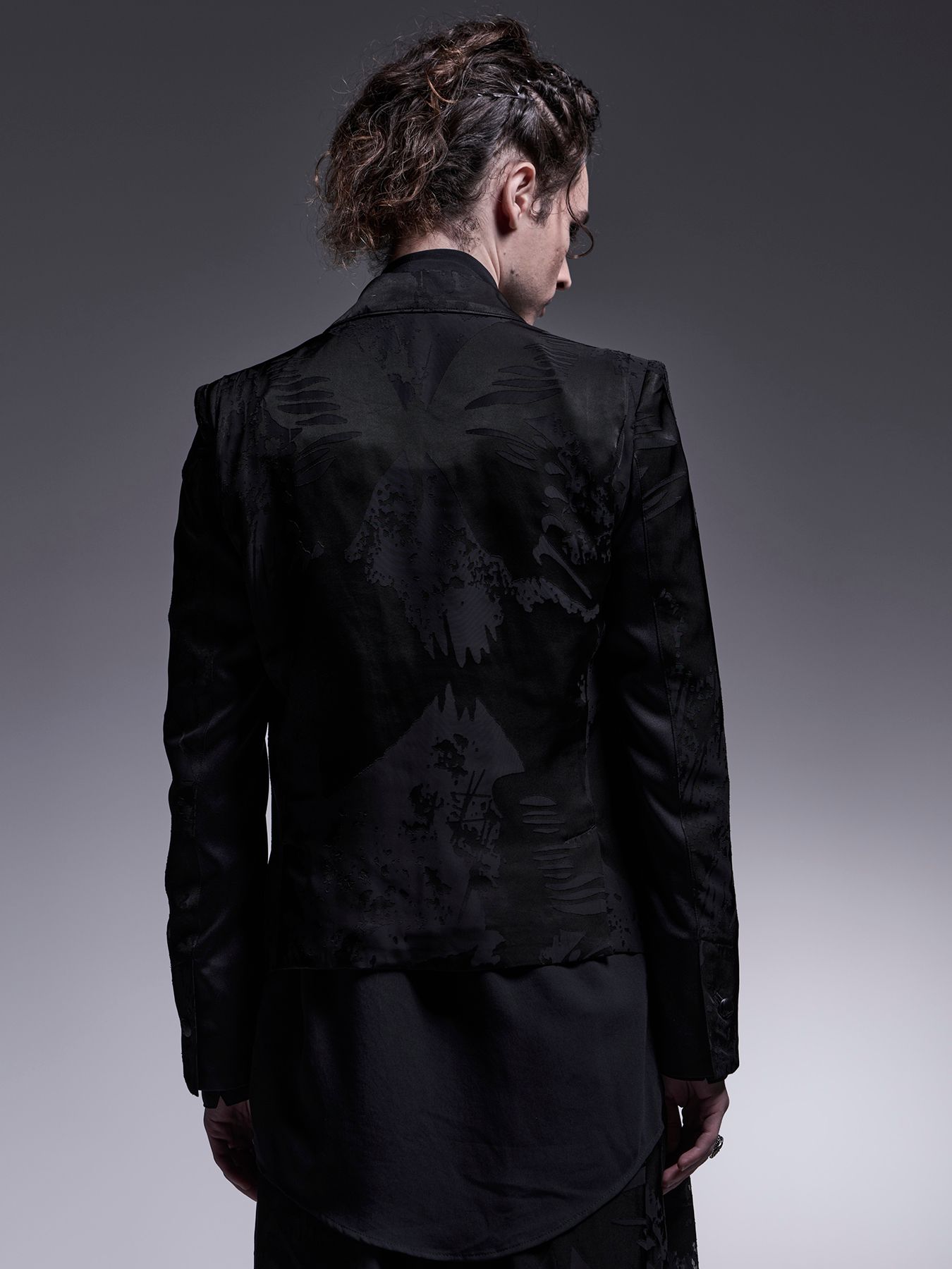 【予約品 7月13日(日) 締切】Short Peaked Jacket / ショートピークドラペルジャケット / ブラック