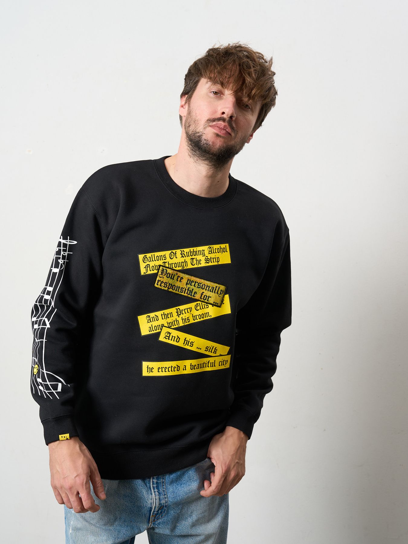 【予約品 5月8日(木) AM10時 締切】 TC裏毛起毛 リリック リボン シークインMUSICプリント スウェットシャツ / ブラック