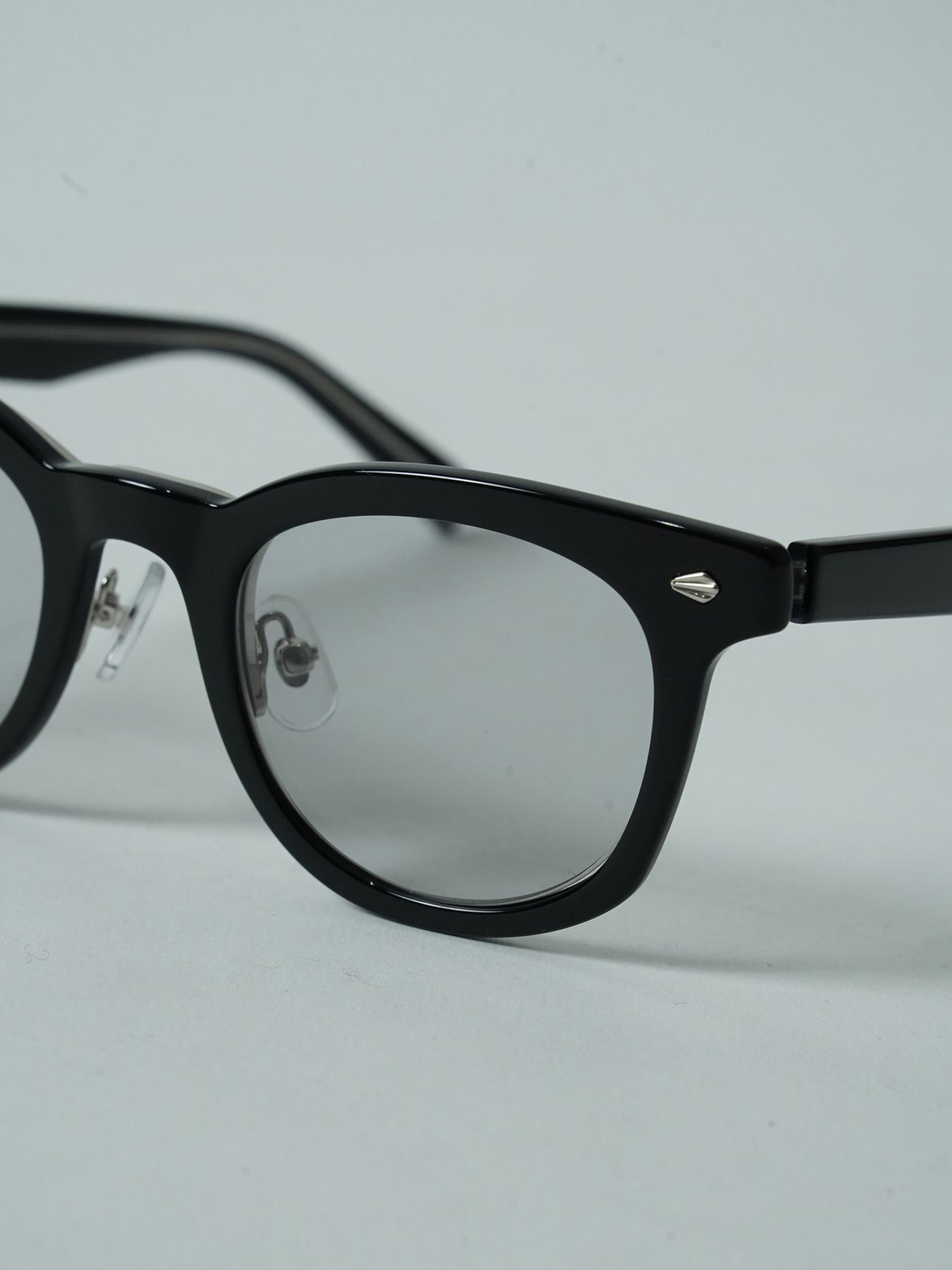 【予約品 5月6日(水) 締切】VITO color / UVカットカラーレンズ サングラス / ブラック