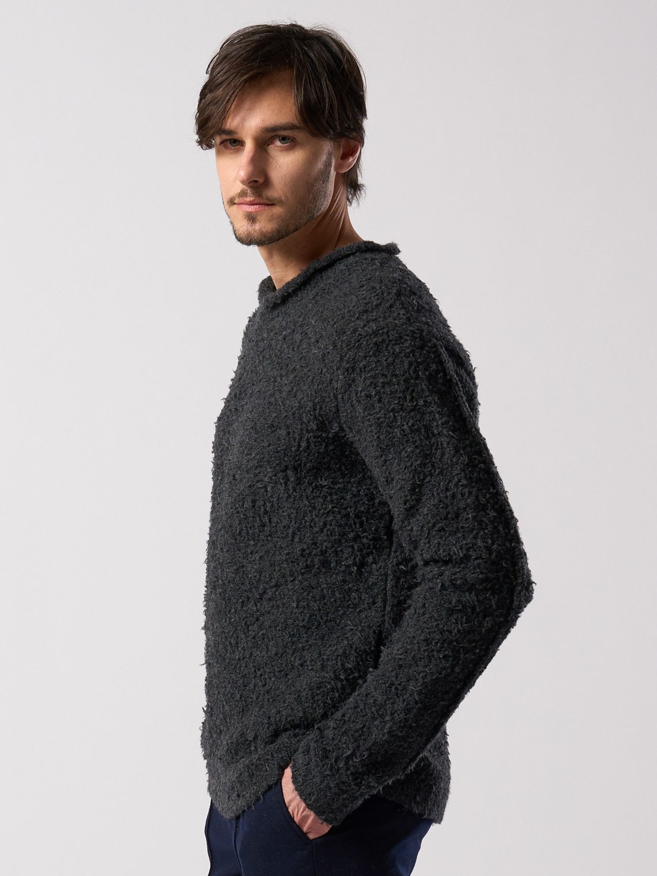 【予約品 4月19日(日) 18時締切】fancy yarn crew-neck knit / クルーネックニット / チャコール