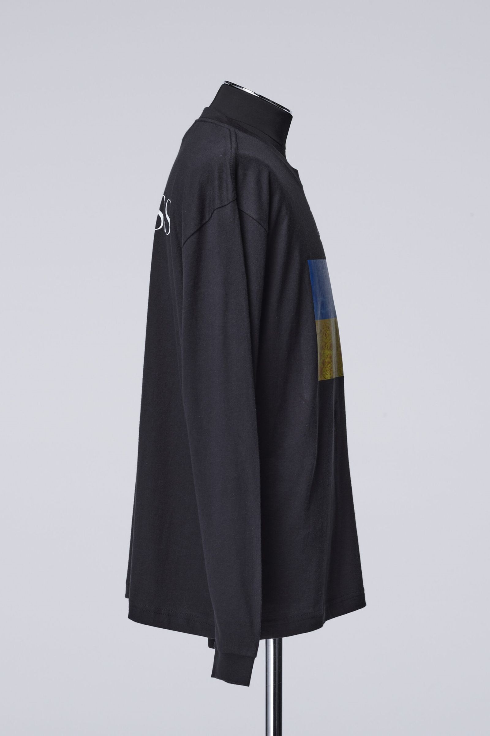 UKRAINE-CharityLongSleevesT-Shirt / ブラック 【THE ONENESS】