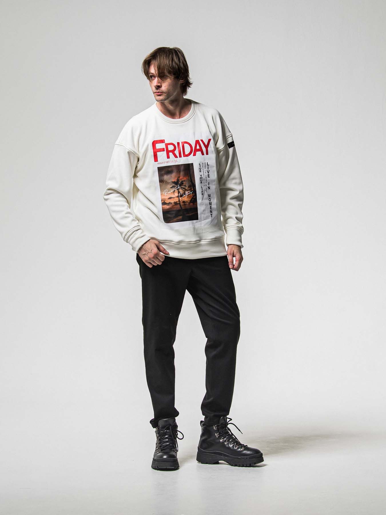 【予約品 8月31日(日) 締切】FRIDAY OLD COVER VEROURS FLEECE TRAINER / FRIDAYコラボ オールドカバー ベロアフリース トレーナー / ホワイト