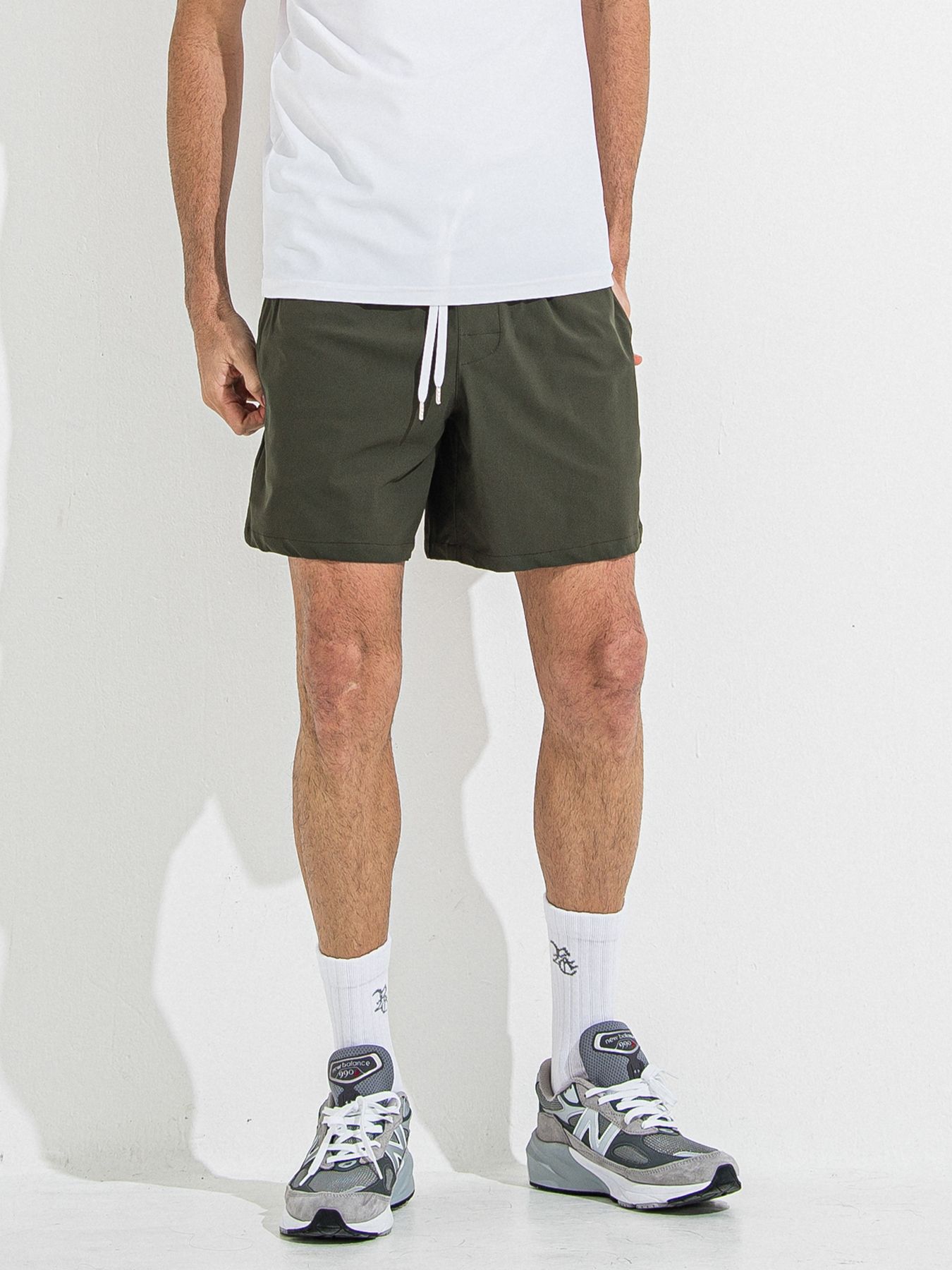 【予約品 】TV NYLON SHORTS / ティーヴィーナイロンショーツ / カーキ