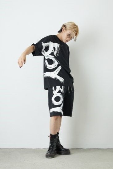 BIG BOY PAINT OVERSIZED T-SHIRTS/  ブラック 【BOY LONDON】