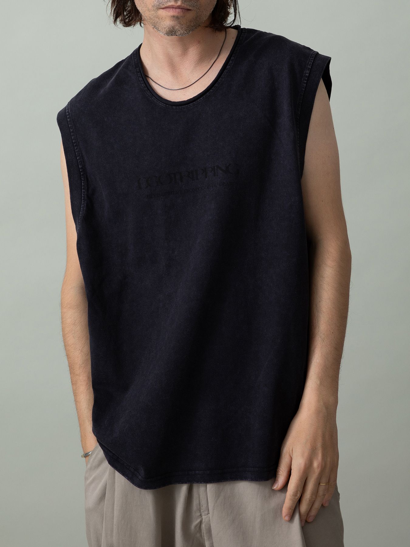 【予約品 2月1日(日) 締切】CREWNOT bleed / ロゴプリント ノースリーブ / ブラック