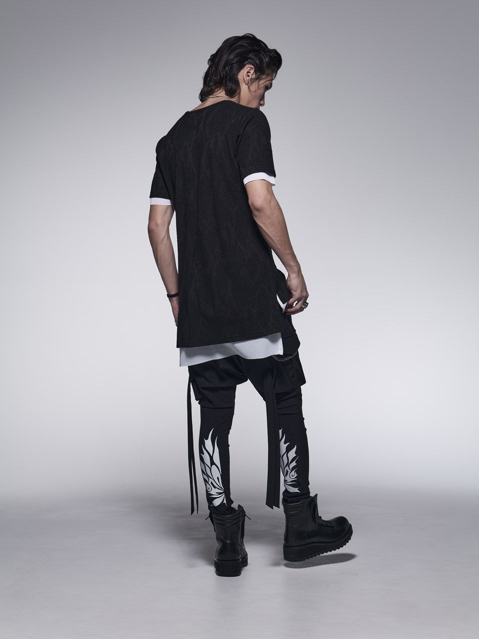 《予約品》 LayeredPetitFrillT-Shirt / ブラック・ホワイト 【kiryuyrik】 7月以降入荷予定