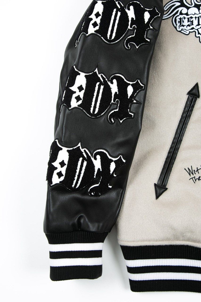 EMBROIDERY PATCH STADIUM JACKET  / グレー 【BOY LONDON】
