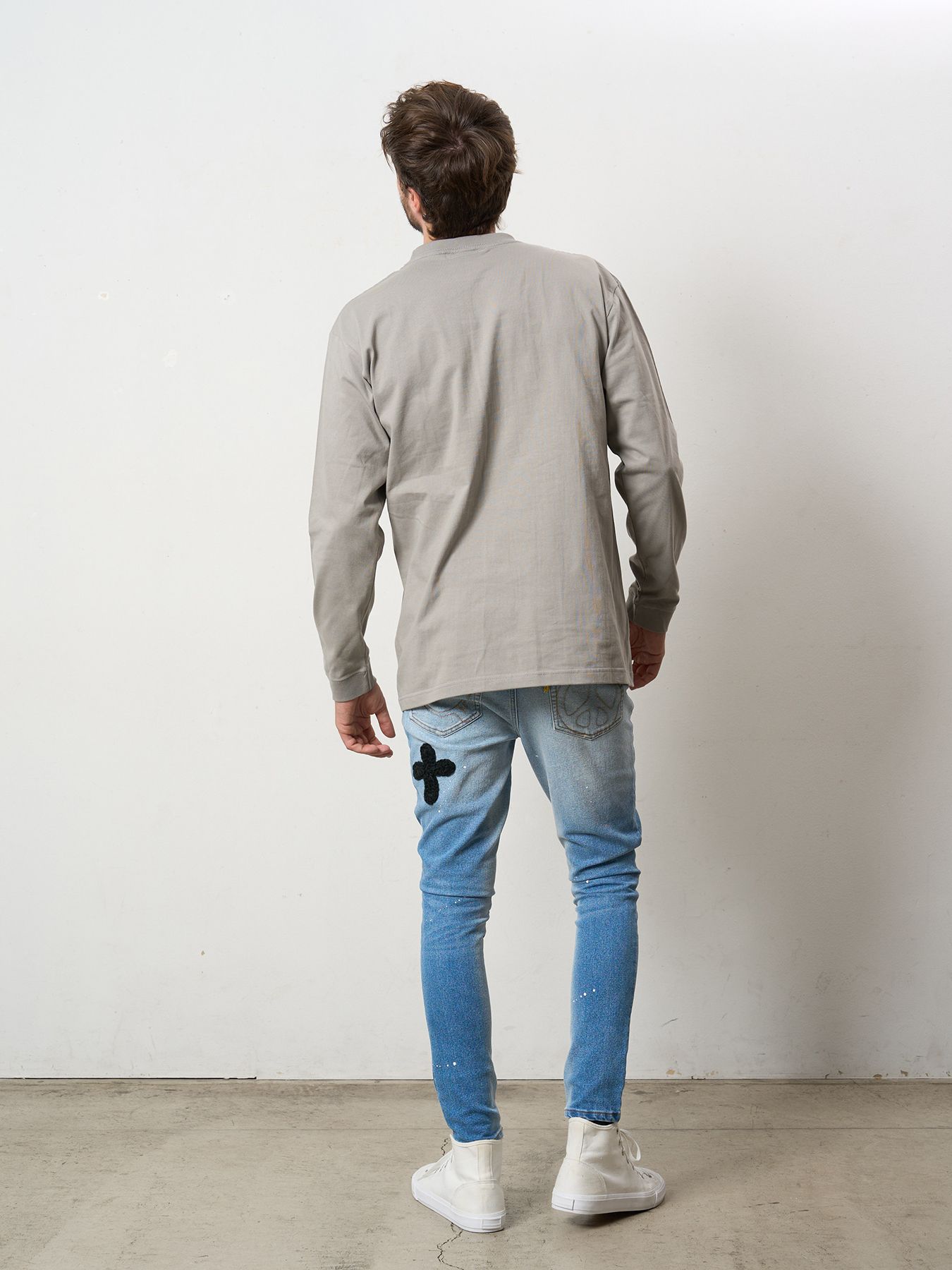 【予約品 5月8日(木) AM10時 締切】 5.6ozコットン天竺 LOST HEARTS シークインLS Tシャツ / チャコールグレー