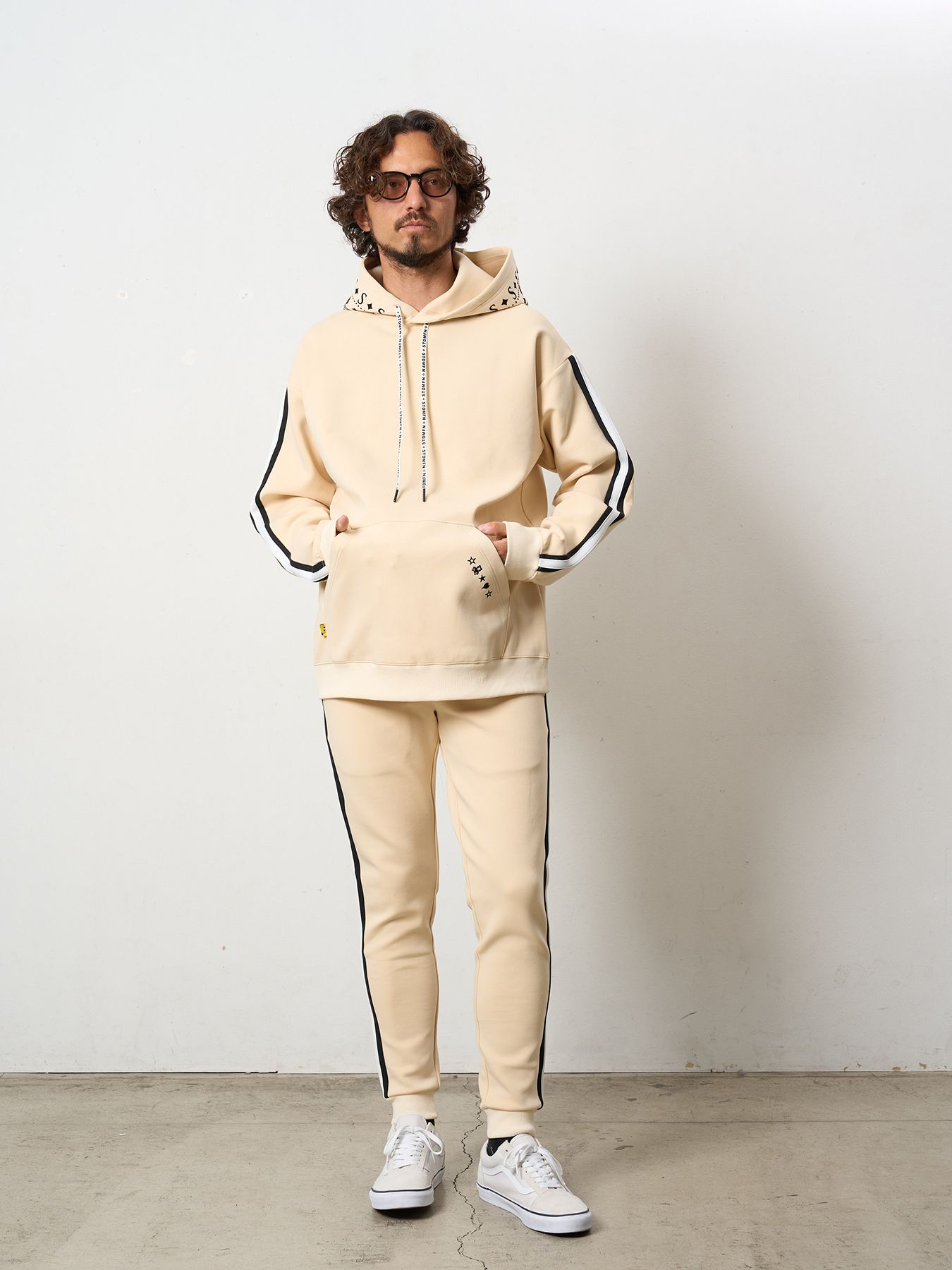 【予約品 5月8日(木) AM10時 締切】 T-Rストレッチポンチ スターノルディックフロッキー ラインリブパンツ / オフホワイト