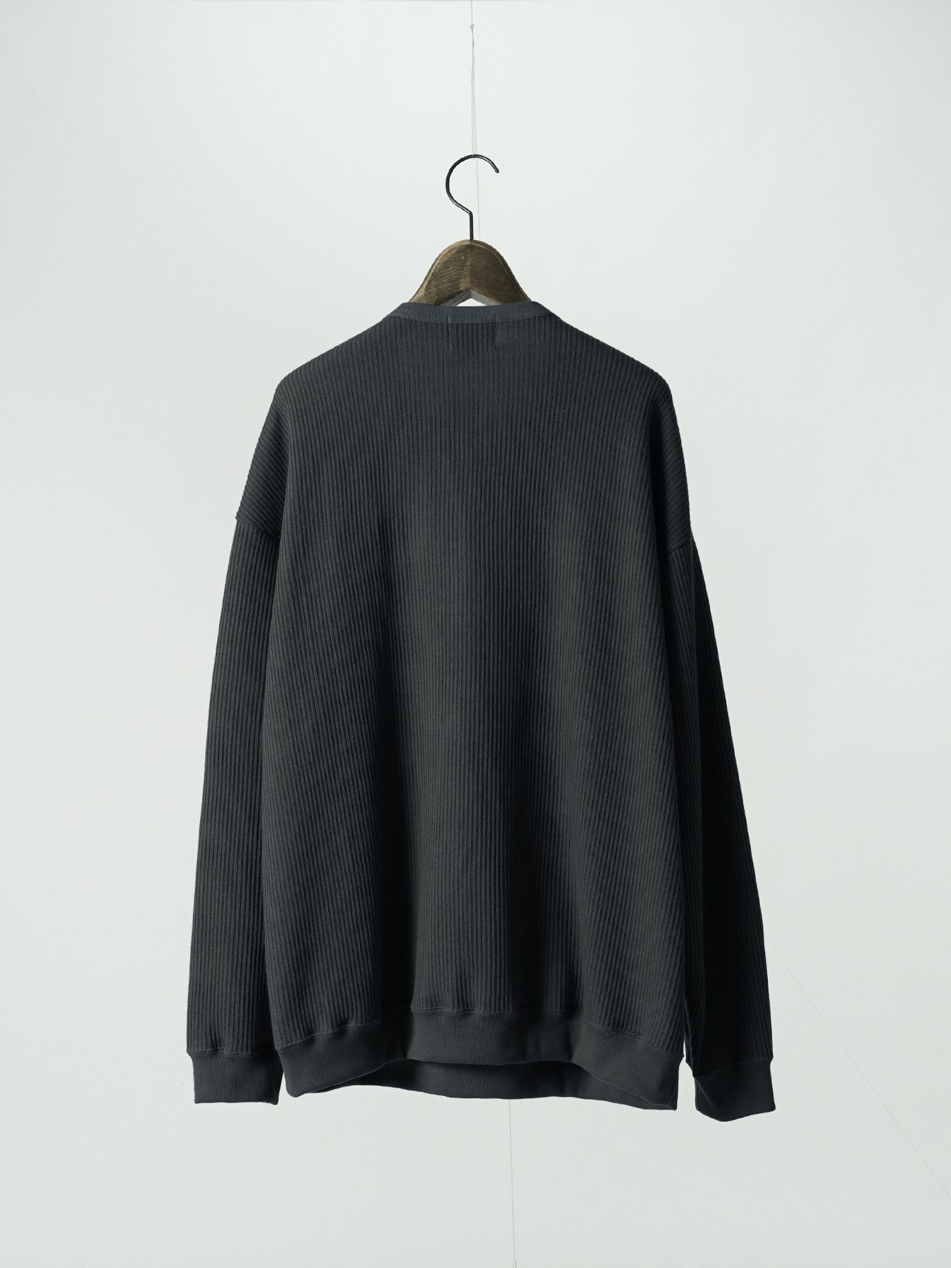 【予約品 5月27日(水) 締切】Deepfront / レールニット カットソー / チャコール