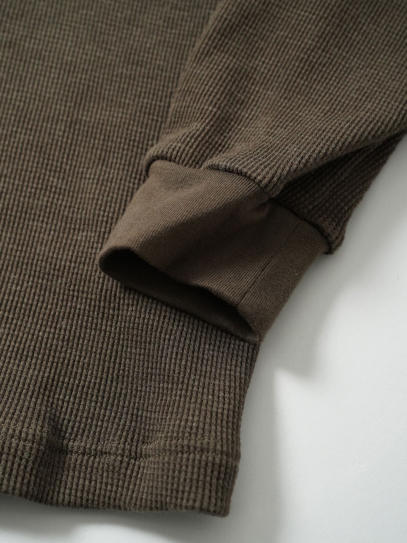 【予約品 5月27日(水) 締切】WOOLTHERMAL-TEE / ローリングネックTシャツ / オリーブ