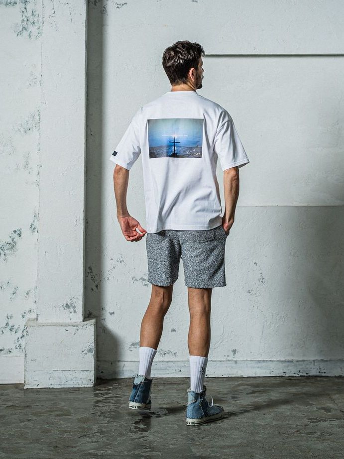 《予約11月17日19時締め》 BACK Photo OVER  TEE / オーバーTシャツ / ホワイト