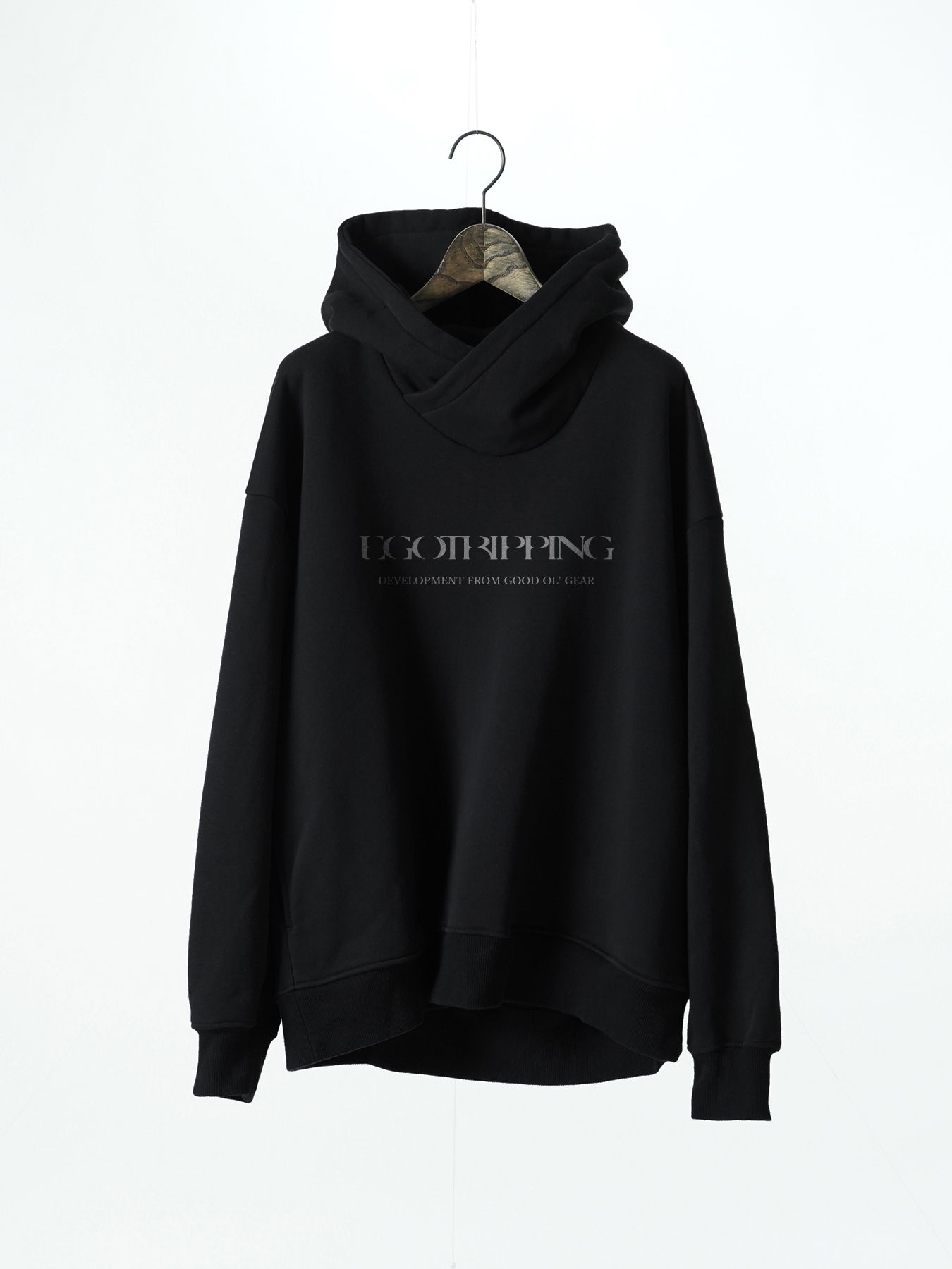 【予約品 5月27日(水) 締切】COWL-WOOLSWEATPARKA print / ロゴプリント スウェットパーカー / ブラック