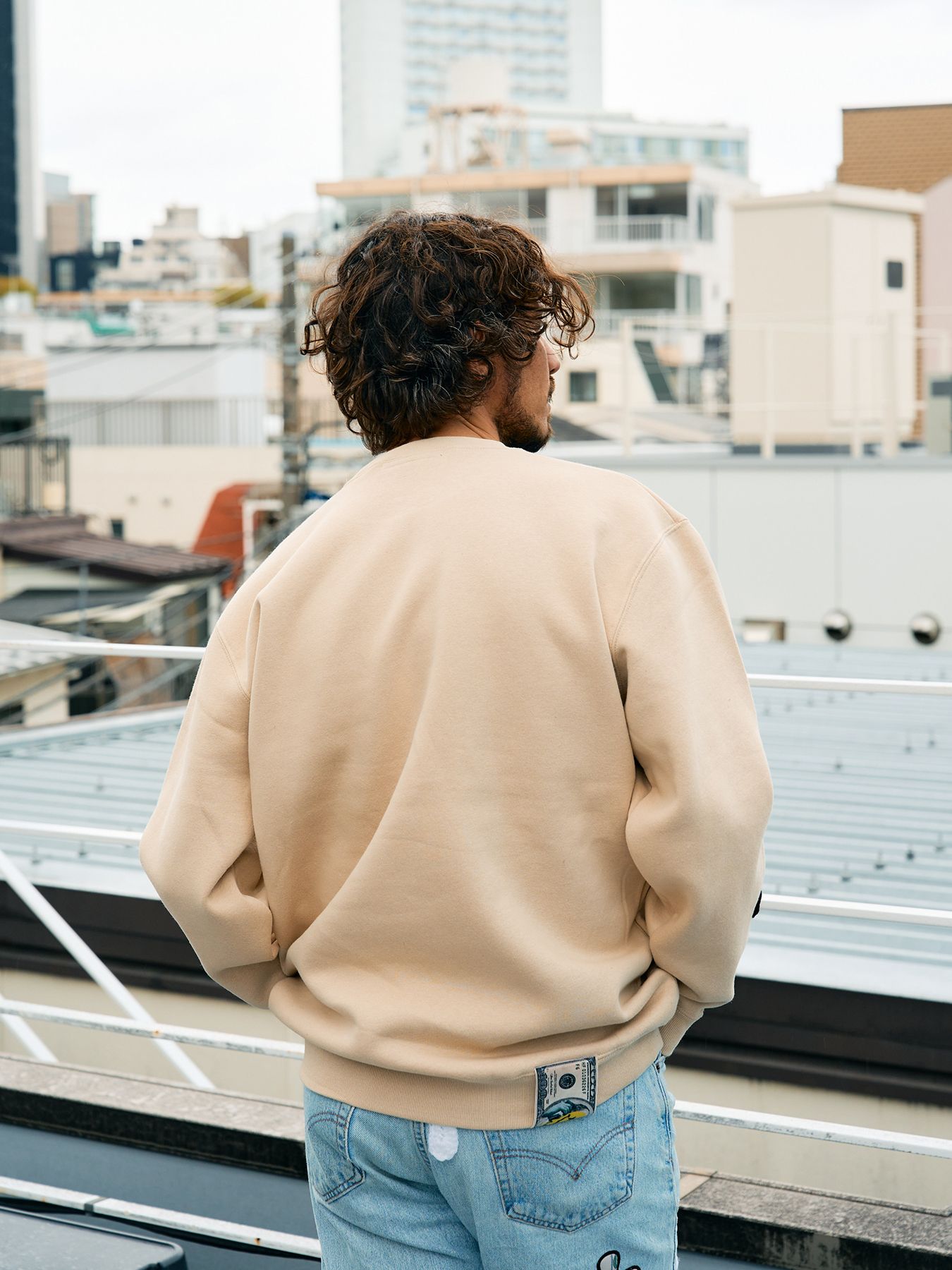 【予約品 5月8日(木) AM10時 締切】 TC裏毛起毛 YOU GOT THIS マルチパッチワークスウェットシャツ / ベージュ
