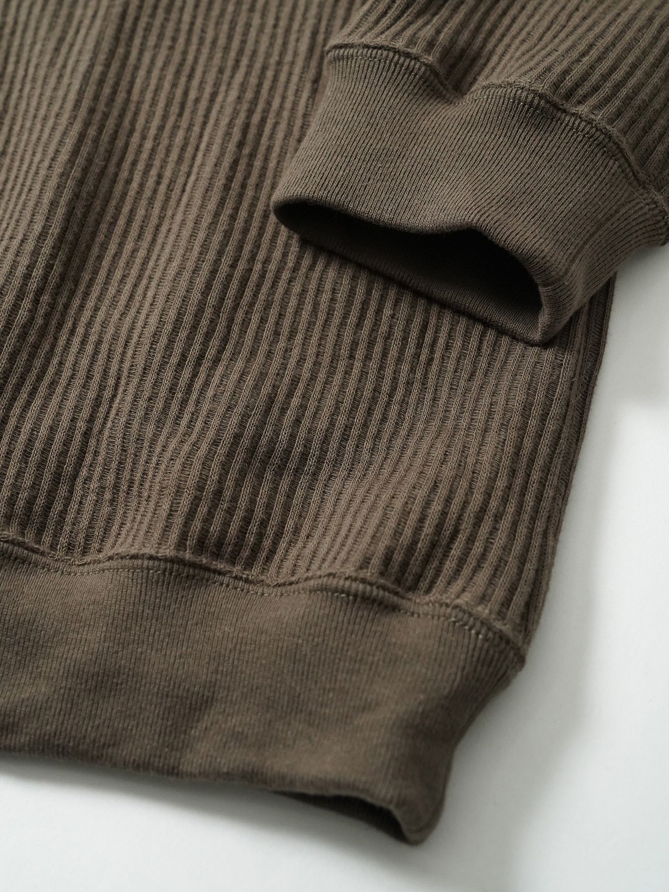 【予約品 5月27日(水) 締切】Deepfront / レールニット カットソー / ベージュ