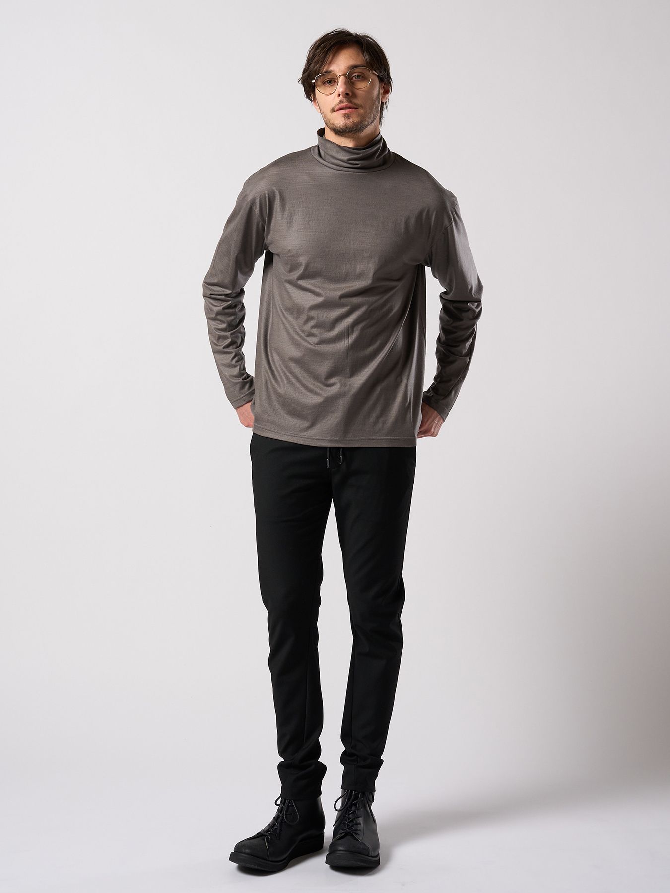 【予約品 4月19日(日) 18時締切】ex.comfy wool turtle  / メリノウールジャージー タートルネック / スチールグレー