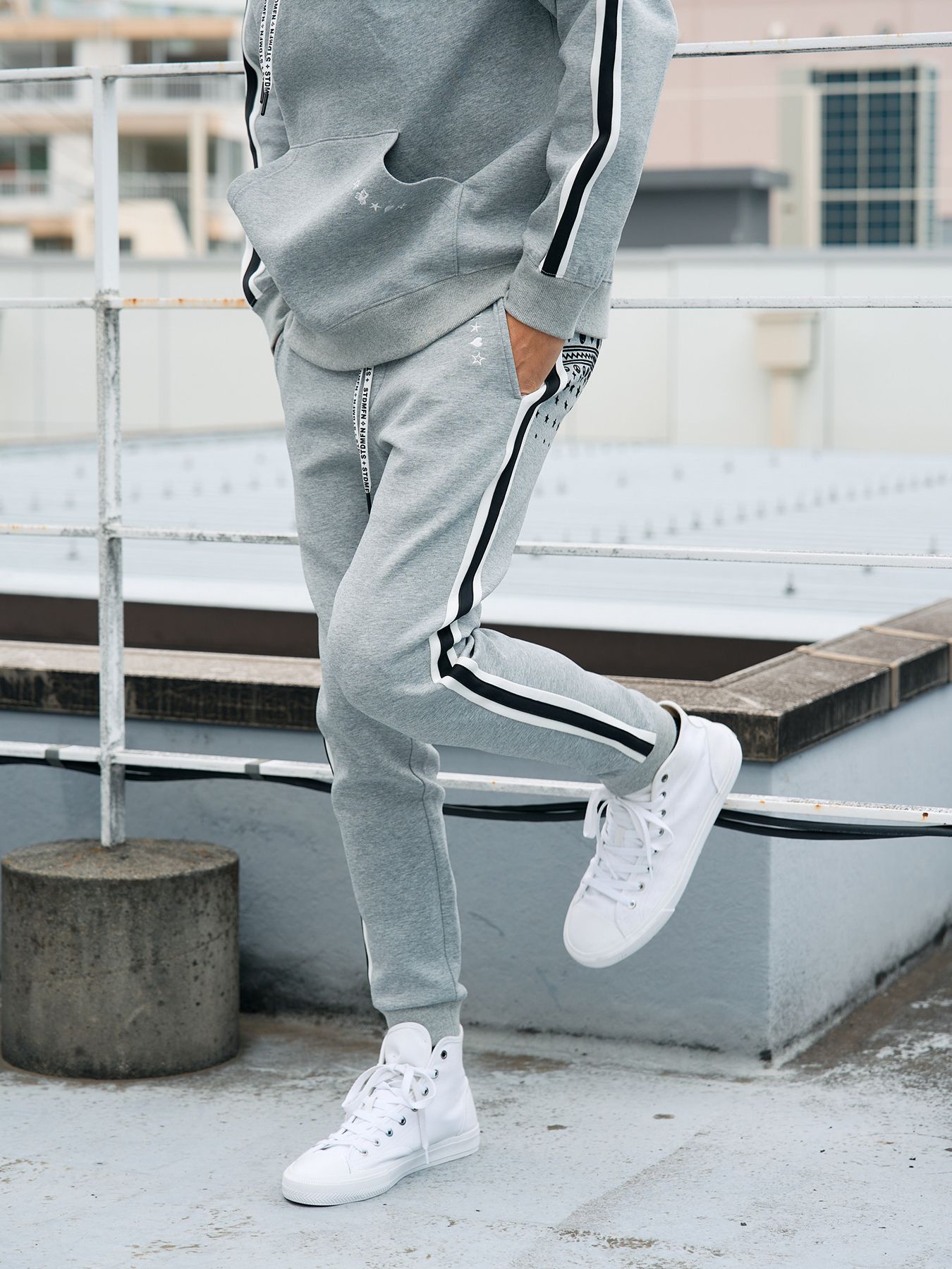 【予約品 5月8日(木) AM10時 締切】 T-Rストレッチポンチ スターノルディックフロッキー ラインリブパンツ / M.グレー