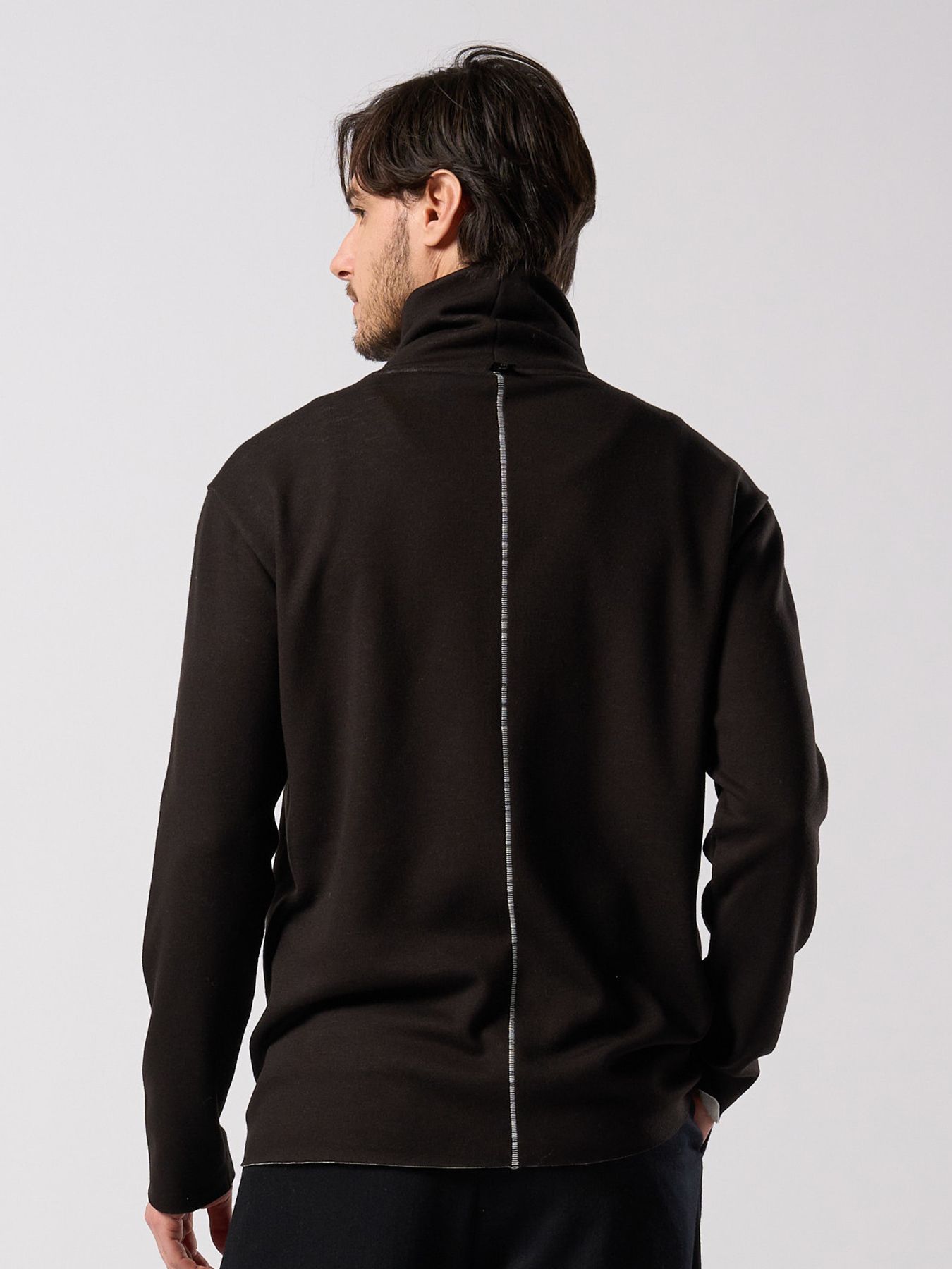 【予約品 4月19日(日) 18時締切】back boa cut-off highneck / バックボア カットオフ ハイネック/ ブラック