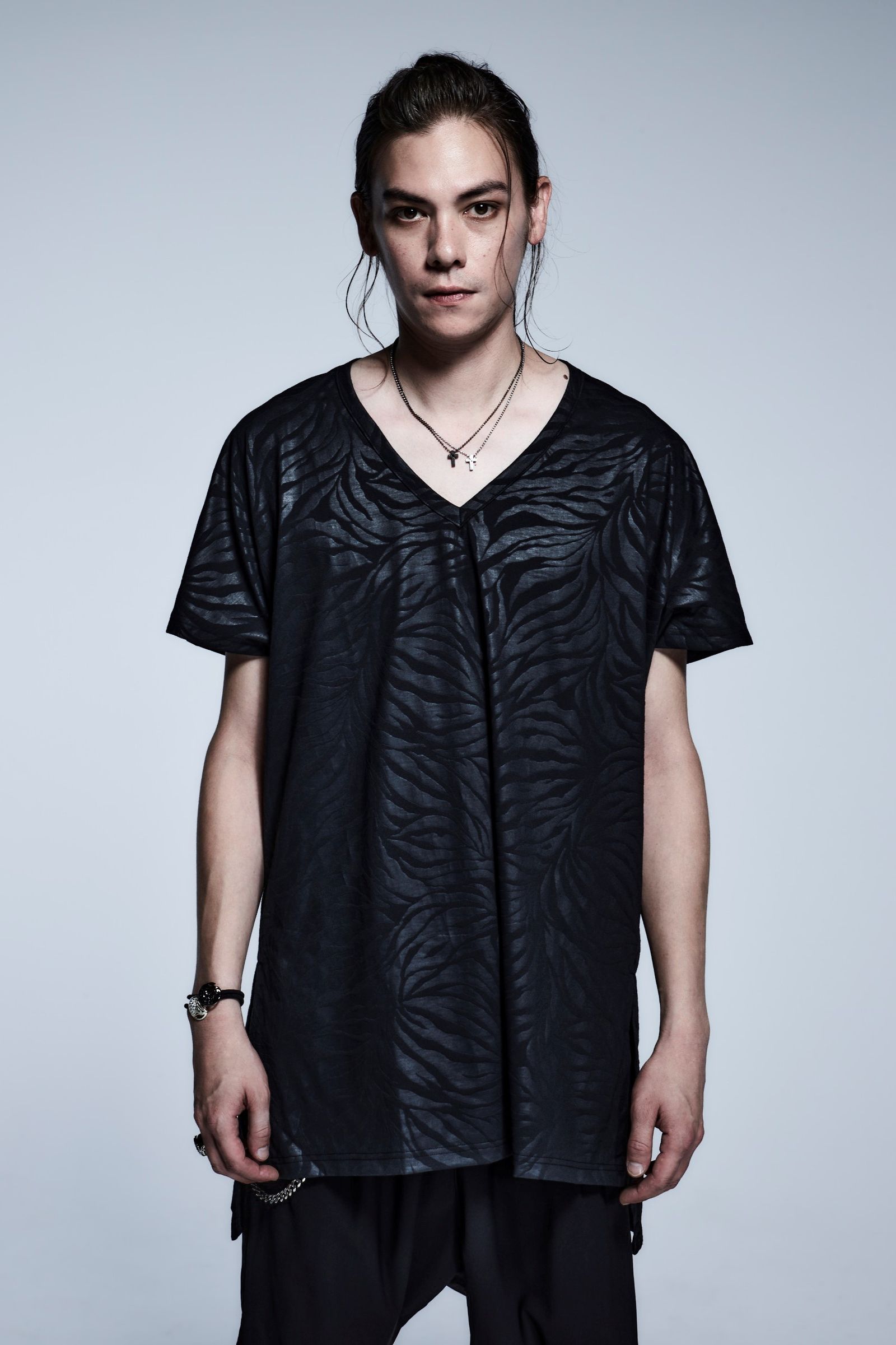 《予約品》 LooseVNeckT-Shirts / Black 【kiryuyrik】 3月入荷予定