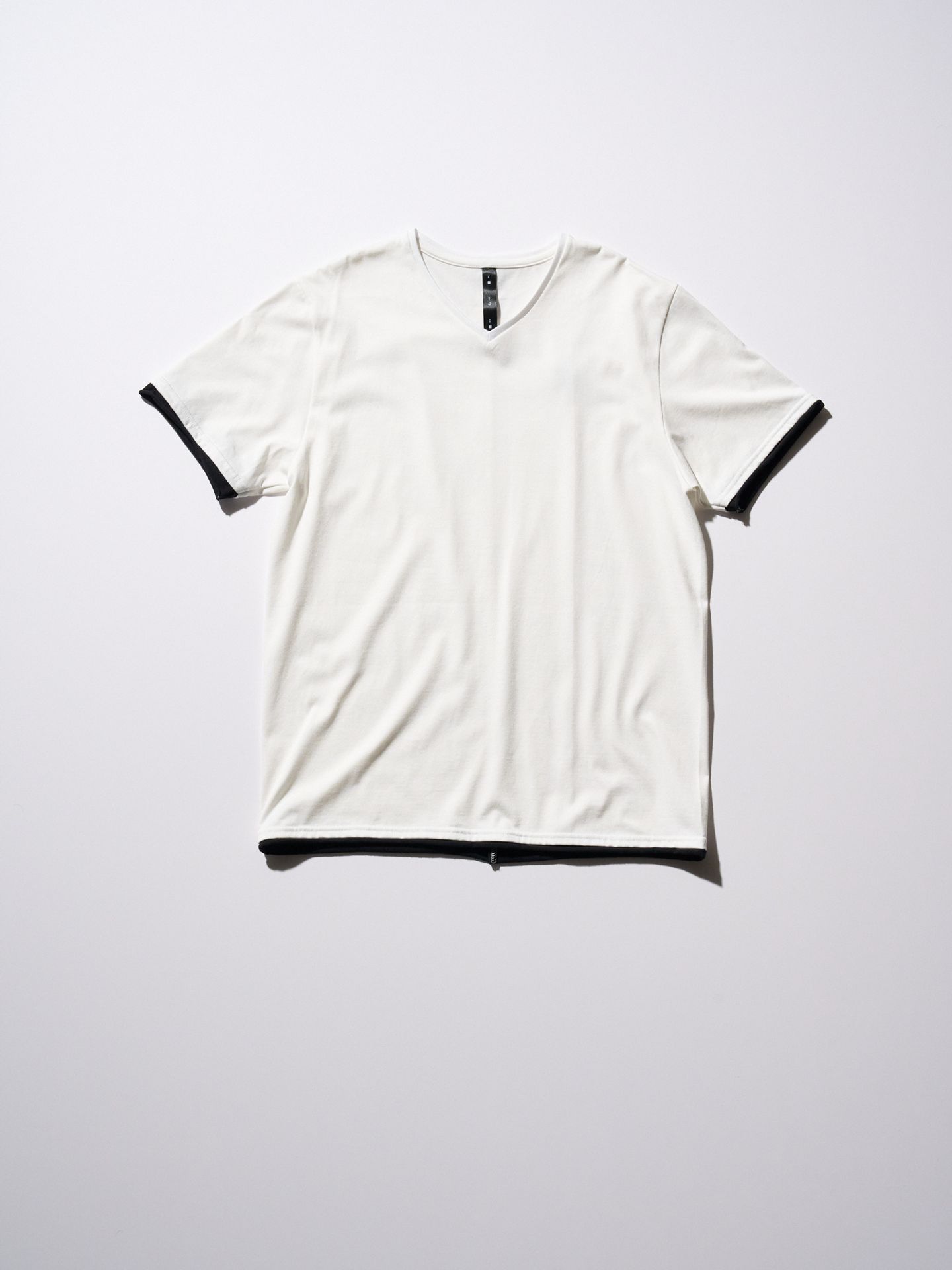 【予約品9月19日 10時締め】 cool touch V-neck S/S / VネックTシャツ / ホワイト