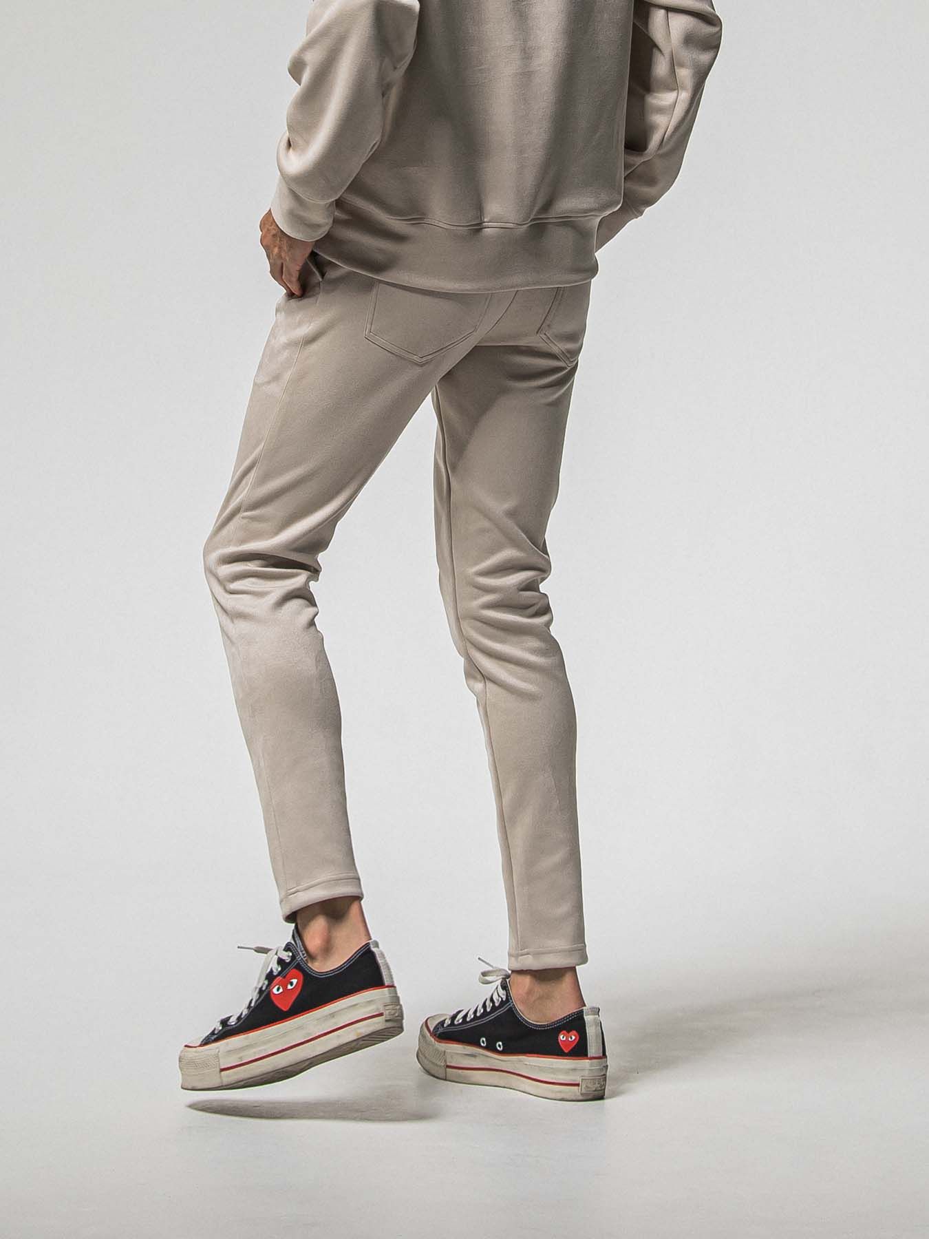 【予約品 8月31日(日) 締切】CHRIS EASY SUEDE TUCK PANTS / クリス イージー スウェードタックパンツ / グレージュ