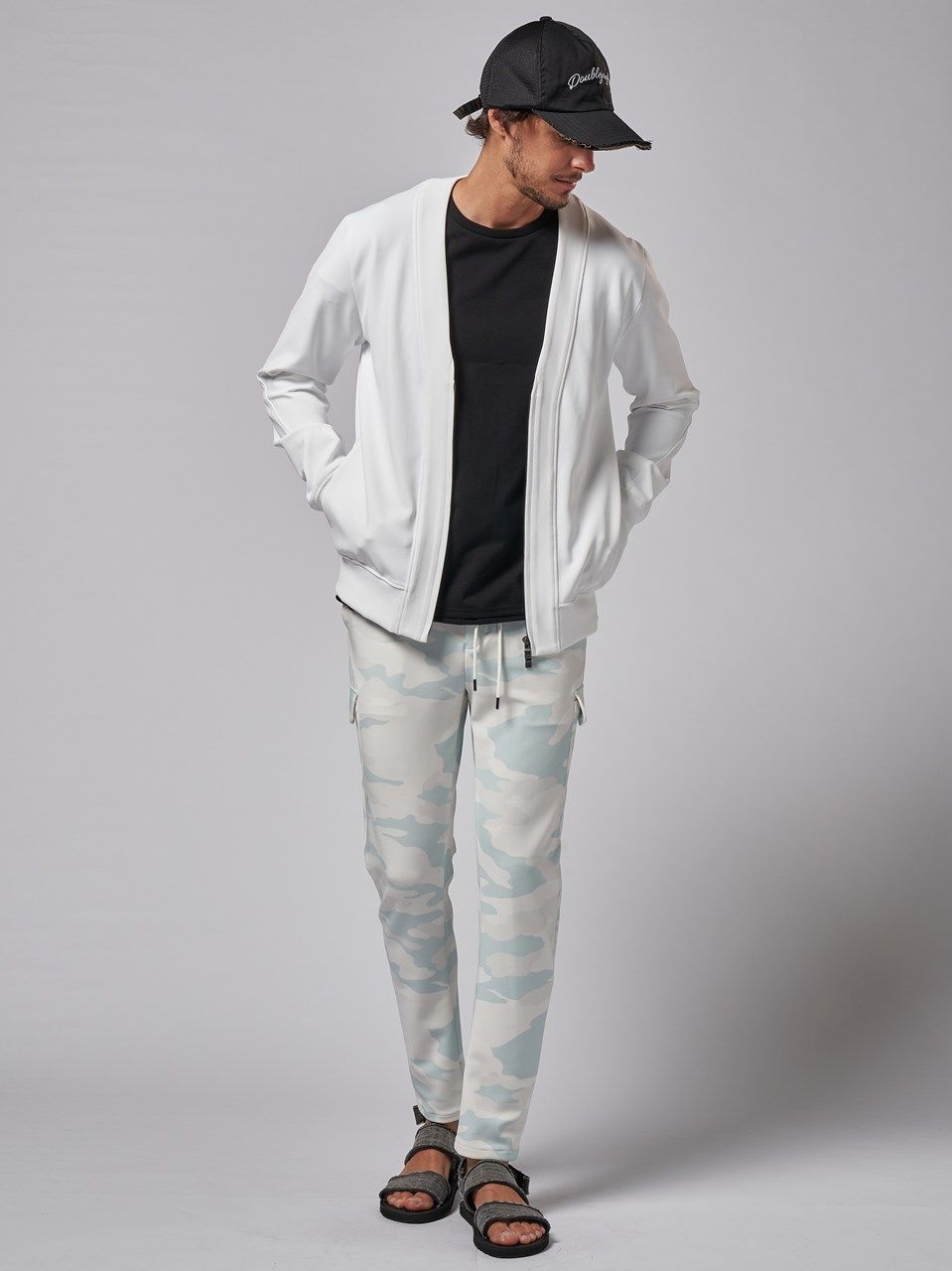 《予約品》 piping cut&sewn / Tシャツ / ブラック