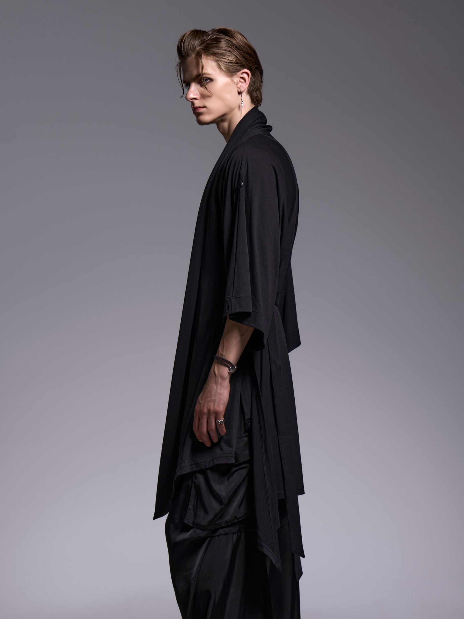 【予約品 1月4日(日) 締切】KIMONO-Sleeve Cardigan / 着物スリーブ カーディガン / ブラック