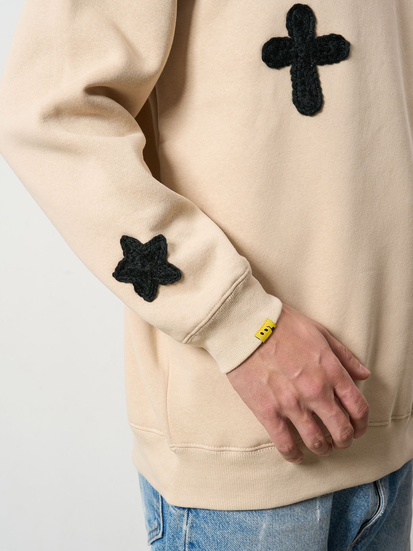 【予約品 5月8日(木) AM10時 締切】 TC裏毛起毛 レオパードスター発泡プリント&マルチパッチワーク スウェットシャツ / ベージュ