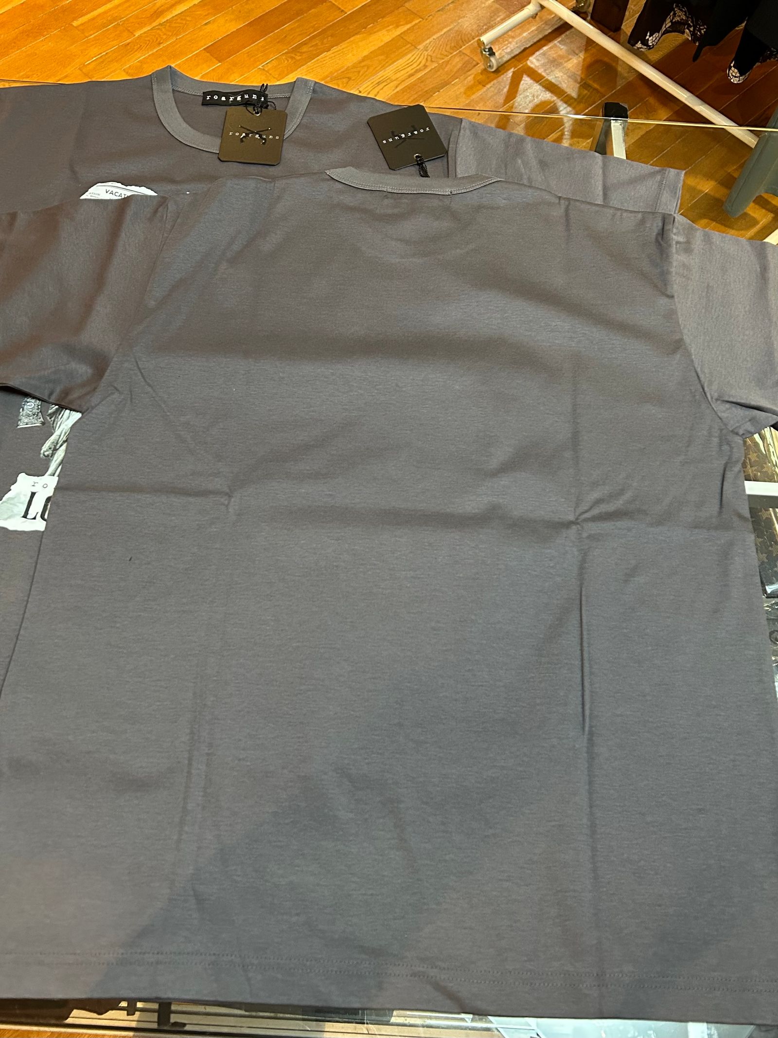 NEWYORK ROCKED S/S T グレー