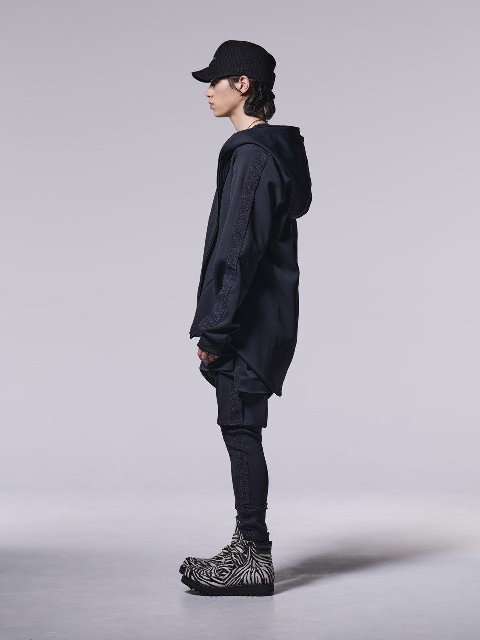 《予約品》 Line Hoodie / ラインパーカー / ブラック