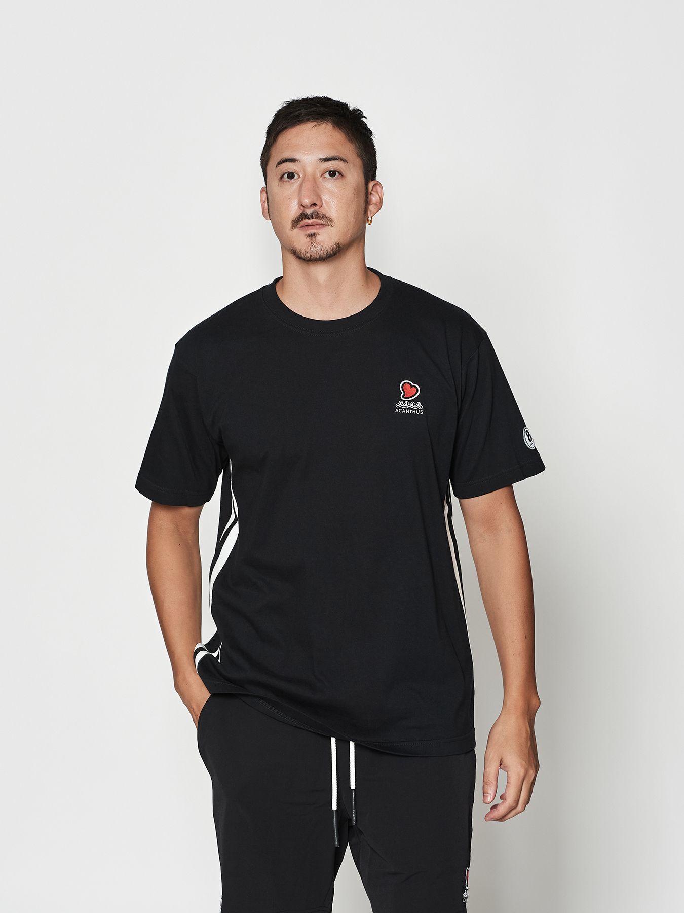 【予約品 10月9日(木) 締切】muta sweet tee / Tシャツ / ブラック【Acanthus × muta MARINE】