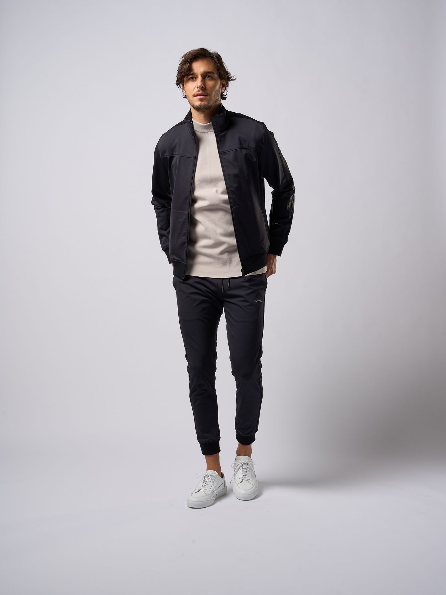 【予約品9月19日 10時締め】 line track pants  / トラックパンツ / ブラック