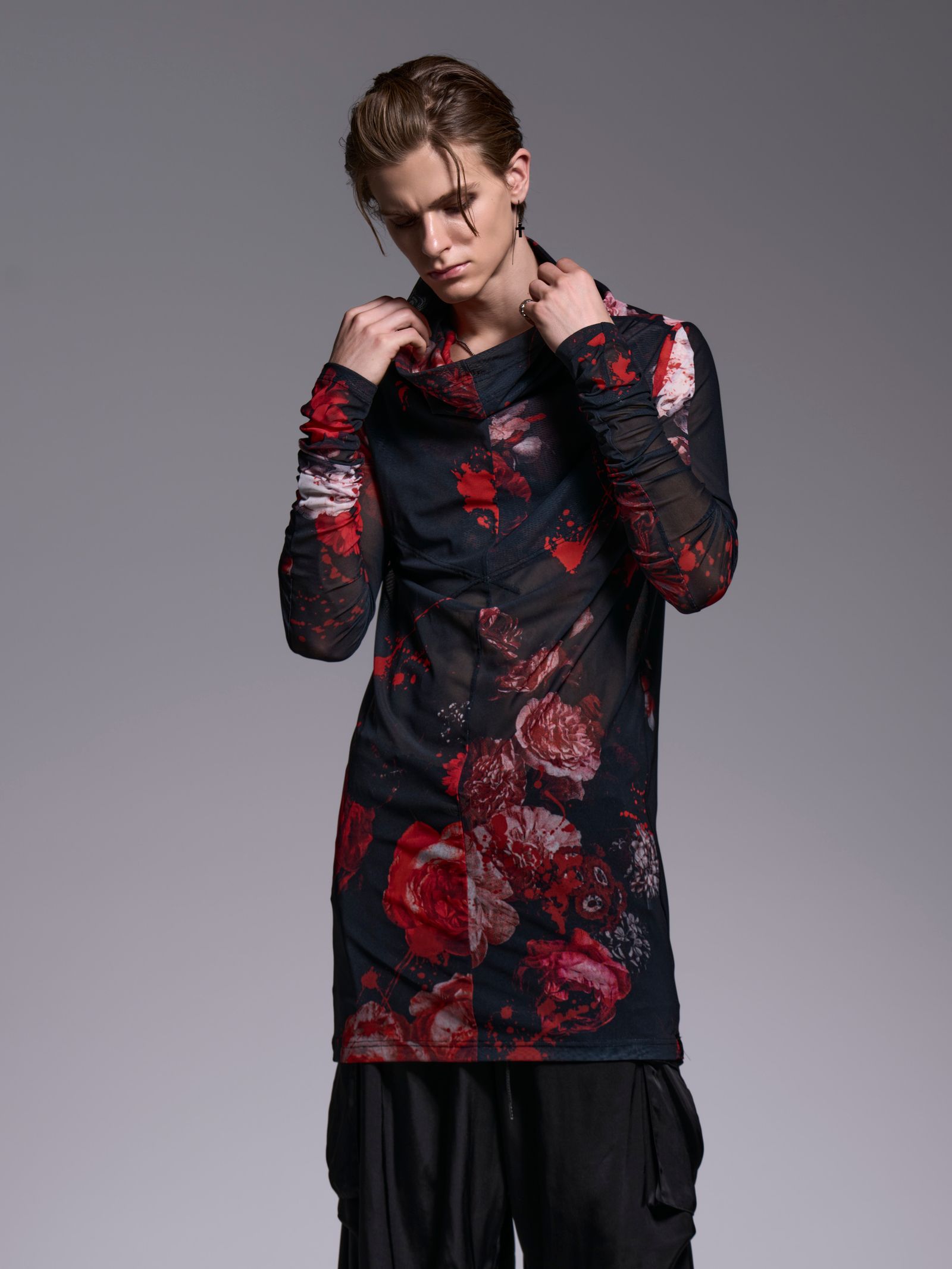 【予約品 1月4日(日) 締切】Loose High Neck / ルーズハイネック / ブラックフローラ