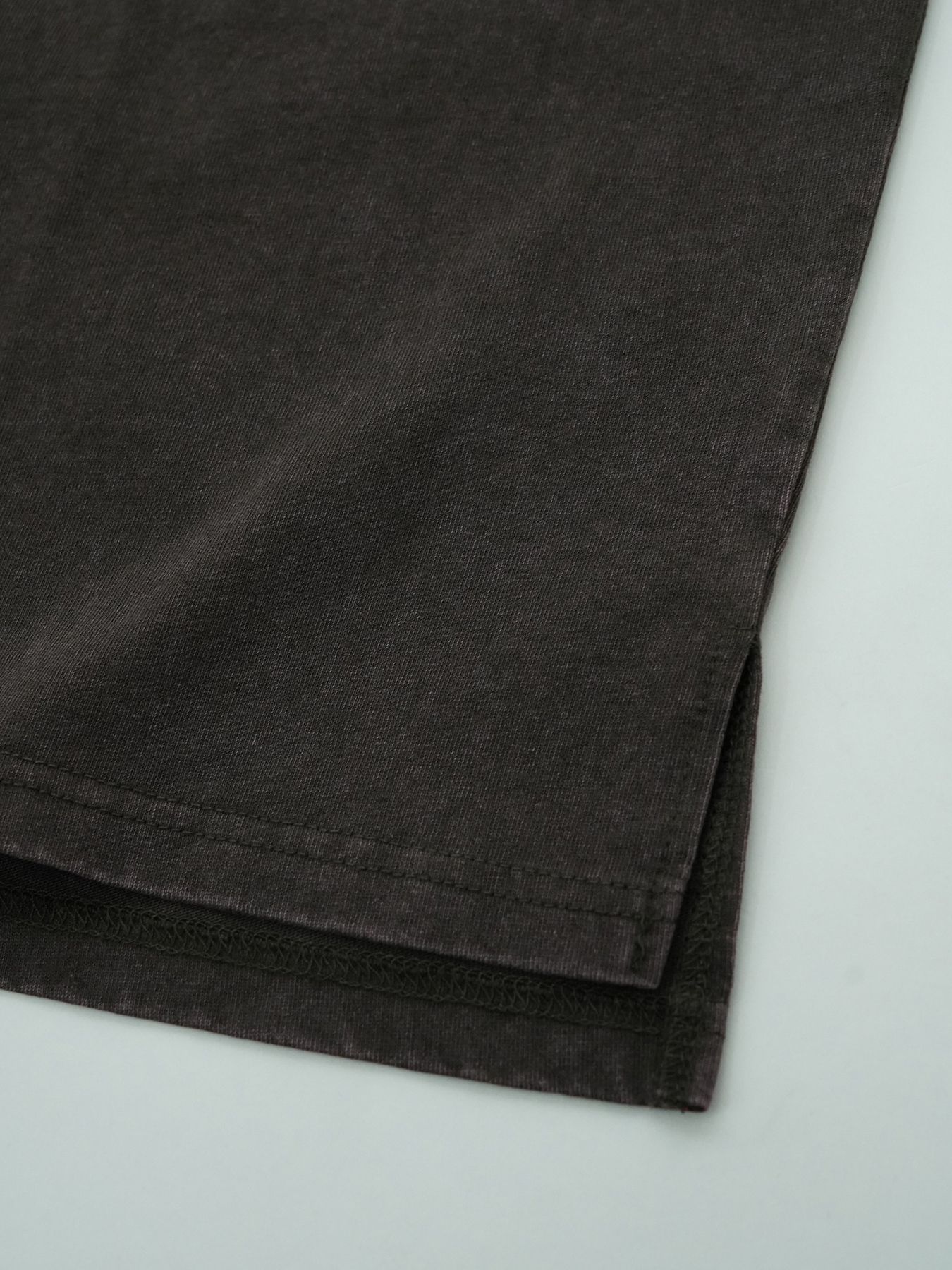 【予約品 2月1日(日) 締切】CREWNOT bleed / ロゴプリント ノースリーブ / ダークブラウン