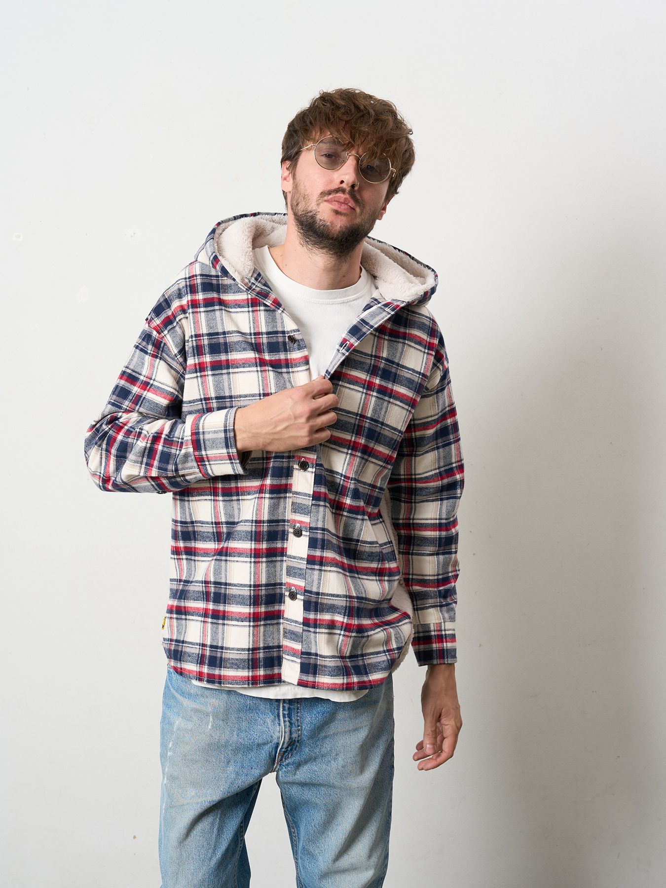【予約品 】 ヘビーネルチェック-ボア レザースター&サガラパッチワーク フーデッドシャツ / オフホワイト