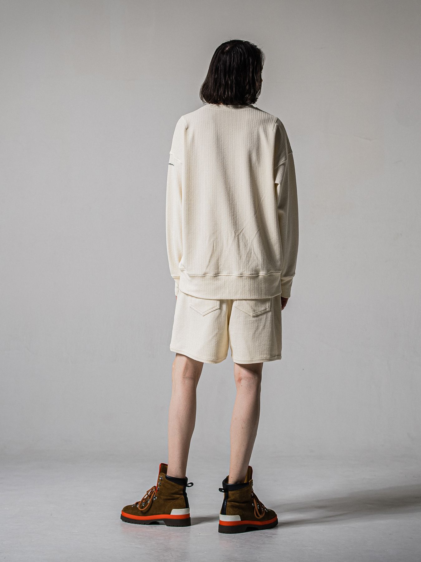 【予約品 11月16日(日) 締切】BLISTER TRAINER / ブリスターニット トレーナー  / オフ