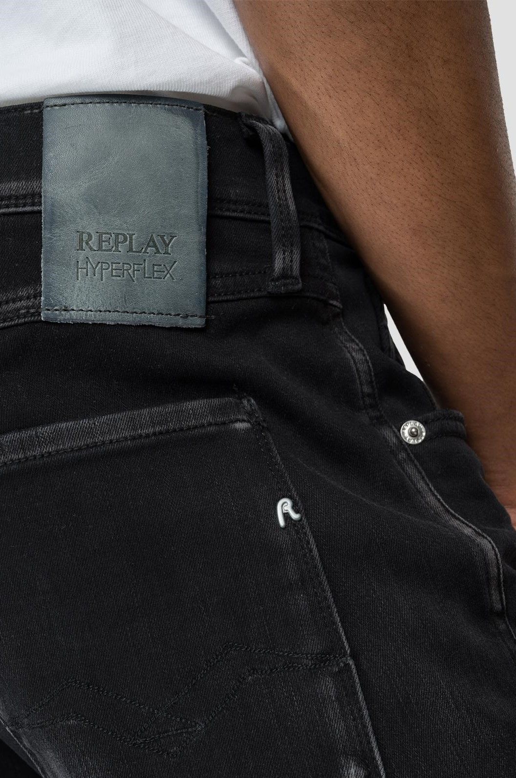 AMBASS スリムフィット HYPERFLEX RE-USED WHITE SHADES ジーンズ 【REPLAY】