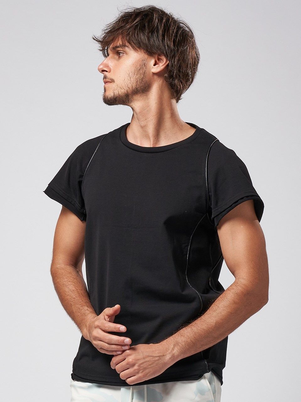 《予約品》 piping cut&sewn / Tシャツ / ブラック